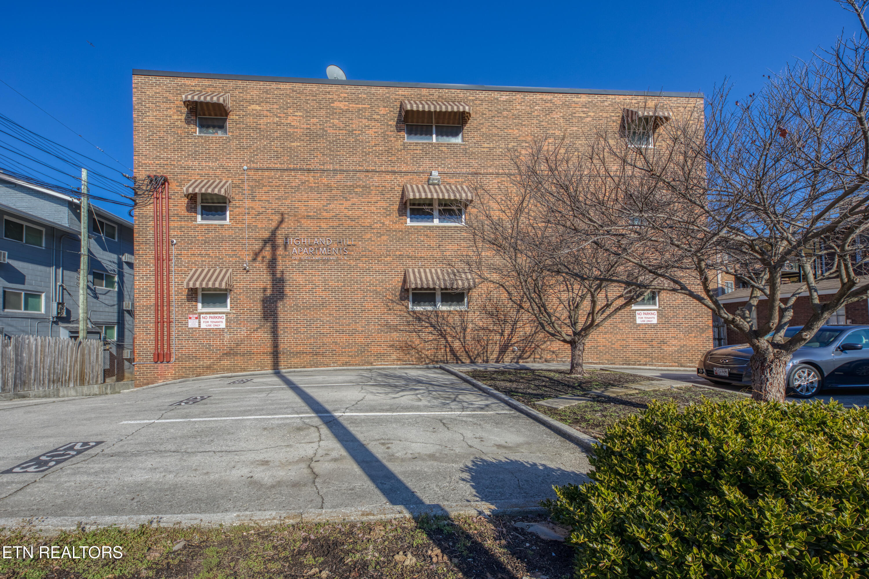 1211 Highland Avenue Knoxville TN 37916