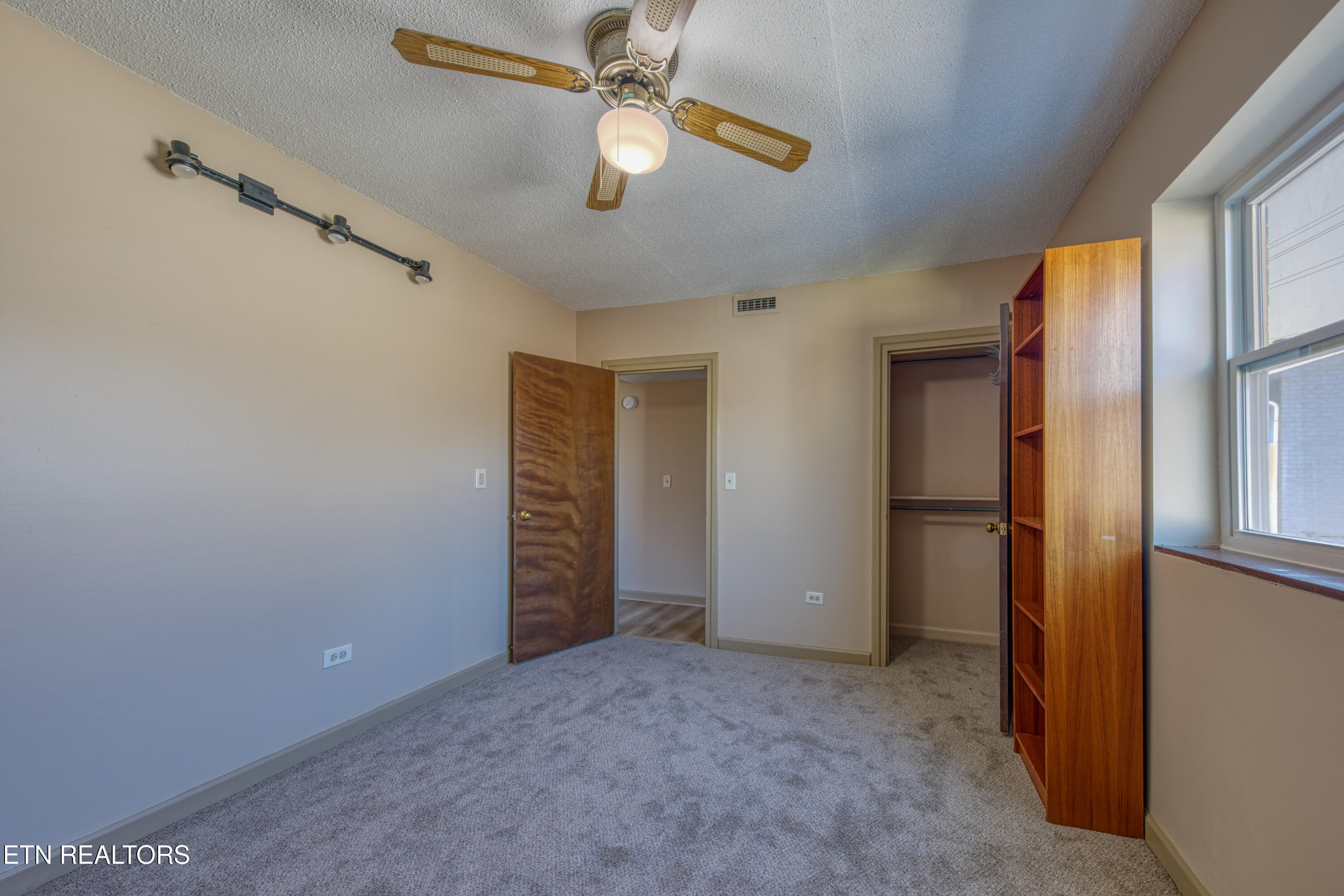 1211 Highland Avenue Knoxville TN 37916