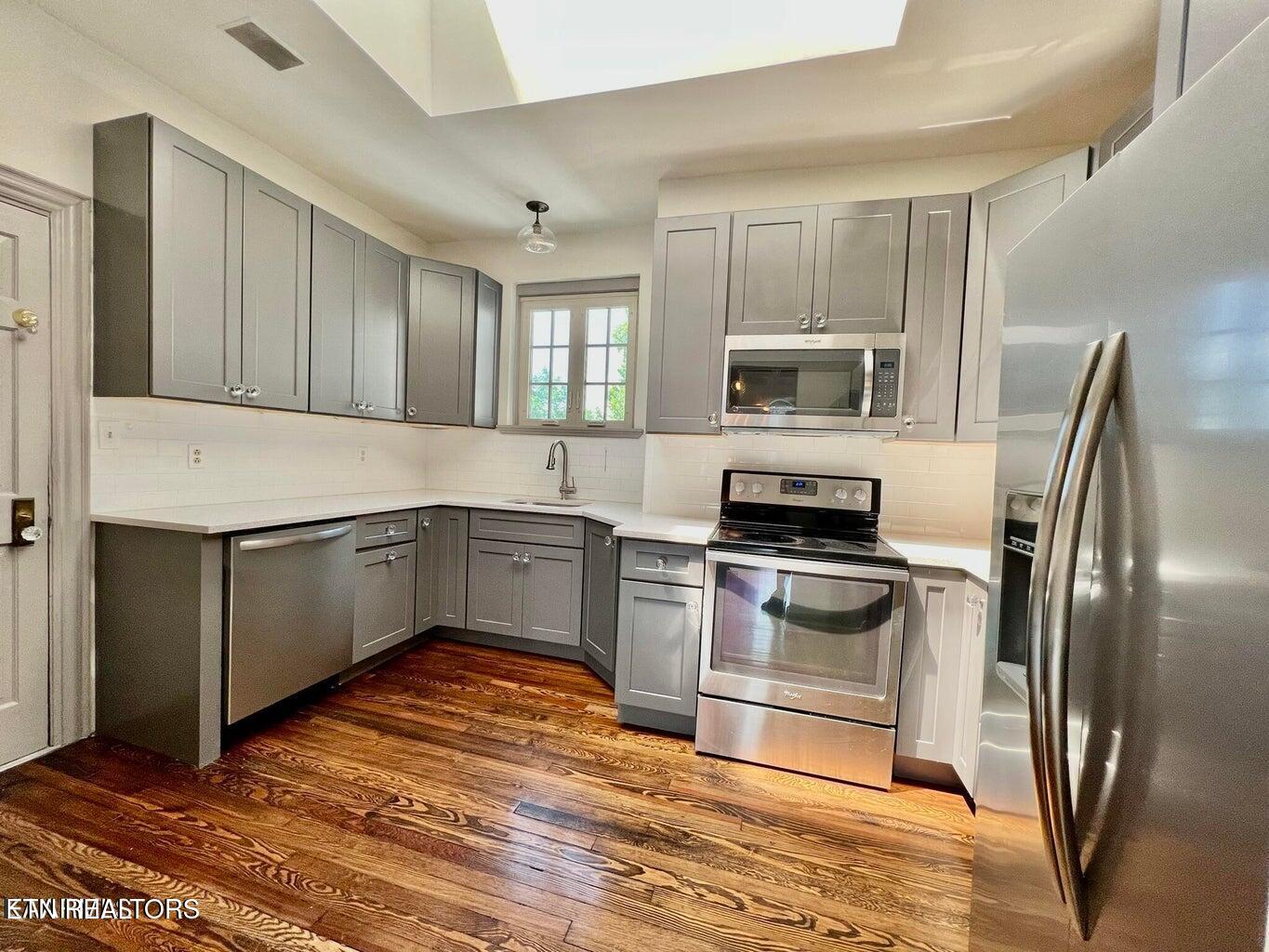 3061 Kingston Pike Knoxville TN 37919