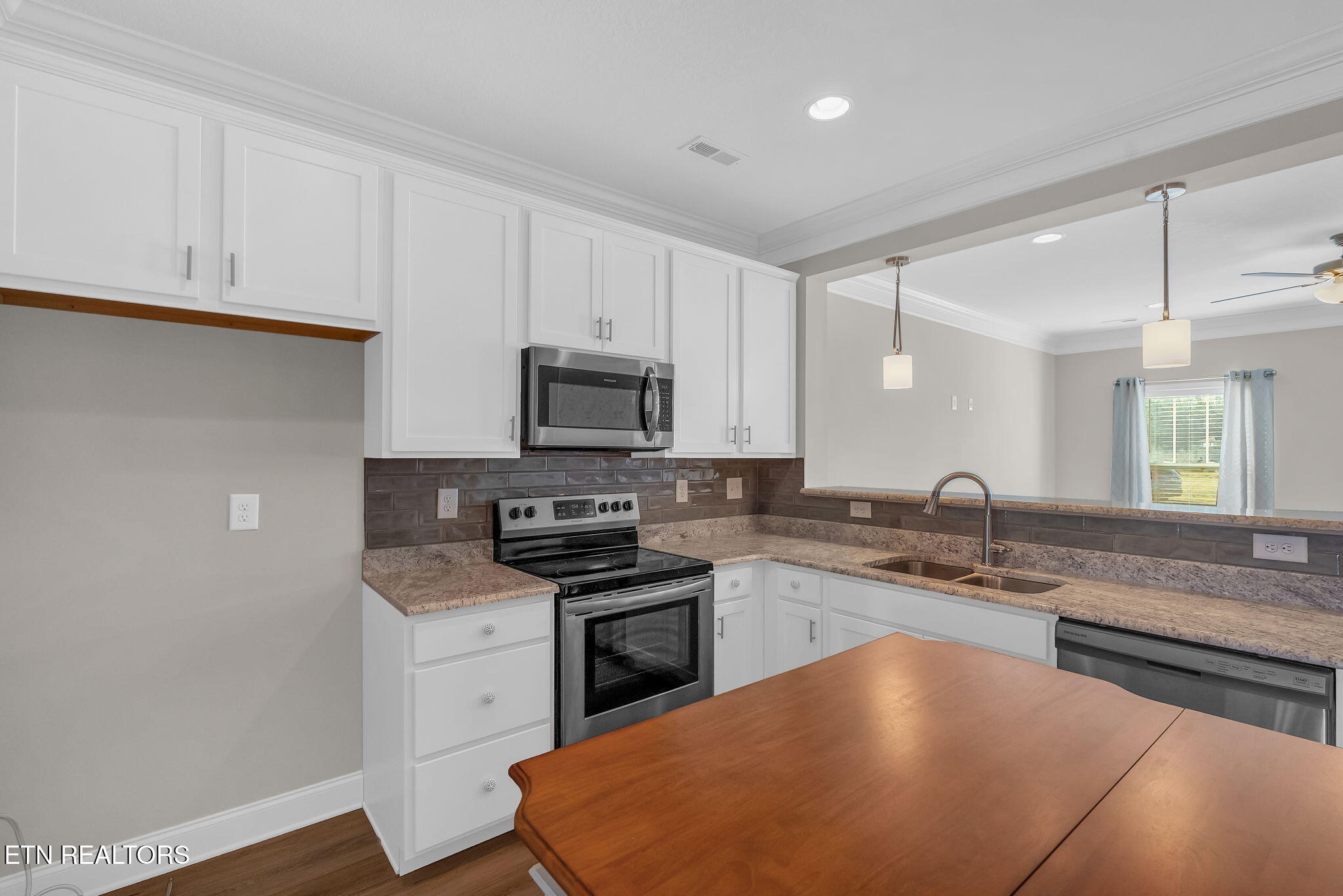 310 Broadberry Avenue Oak Ridge TN 37830