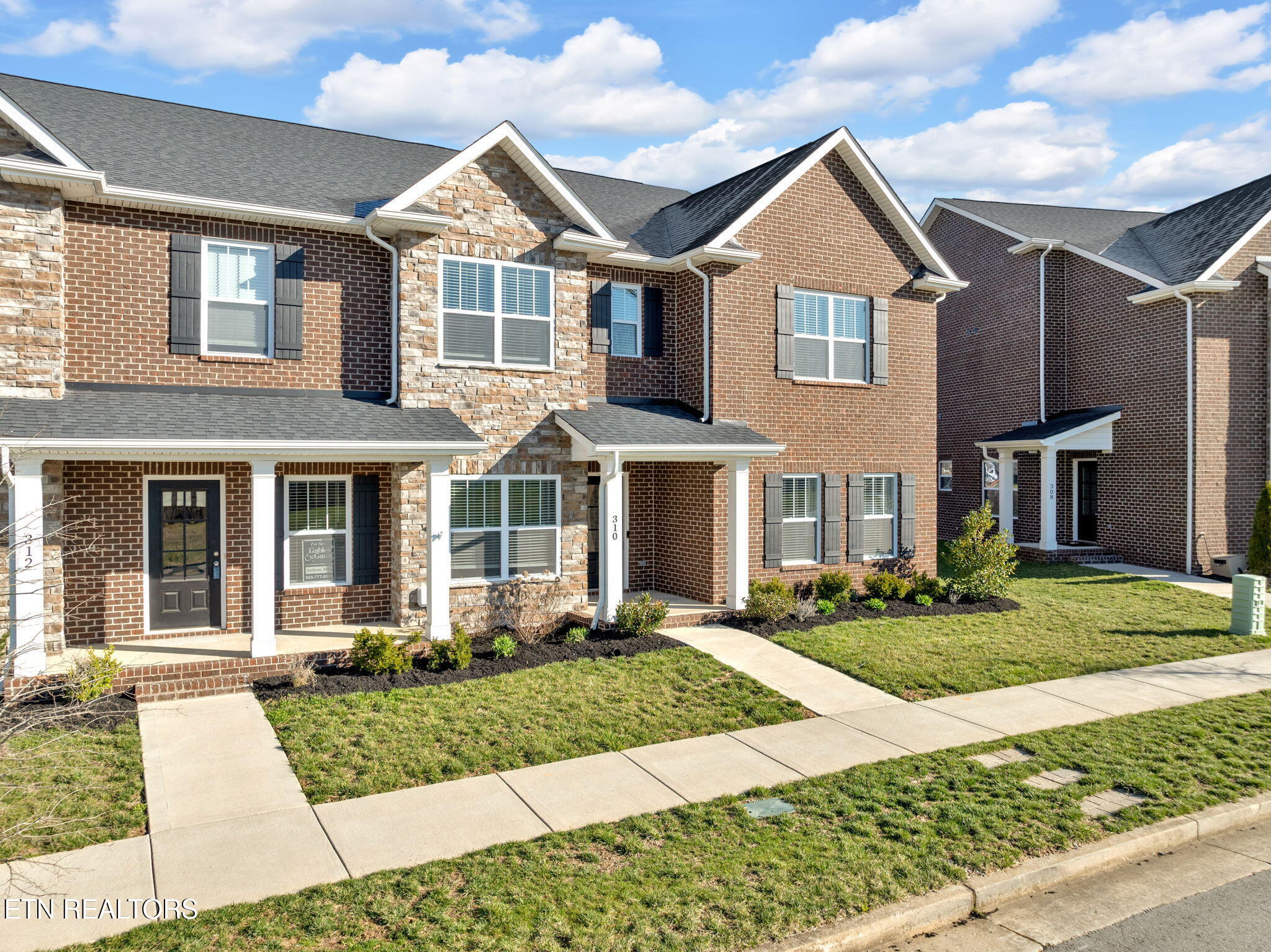 310 Broadberry Avenue Oak Ridge TN 37830