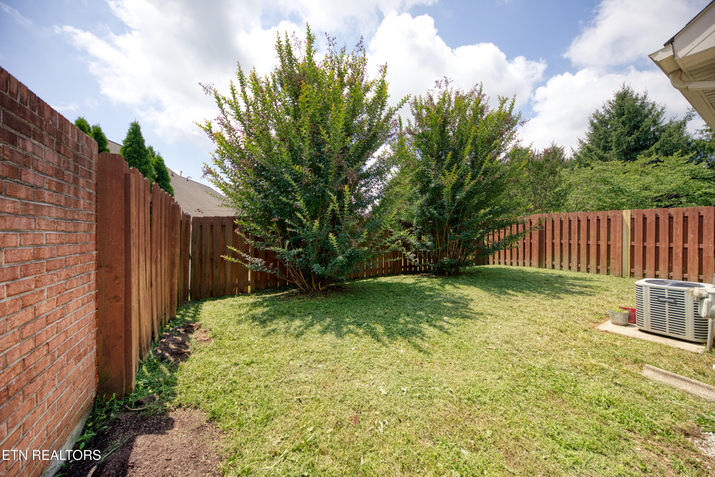 5708 Boones Creek Lane Knoxville TN 37912