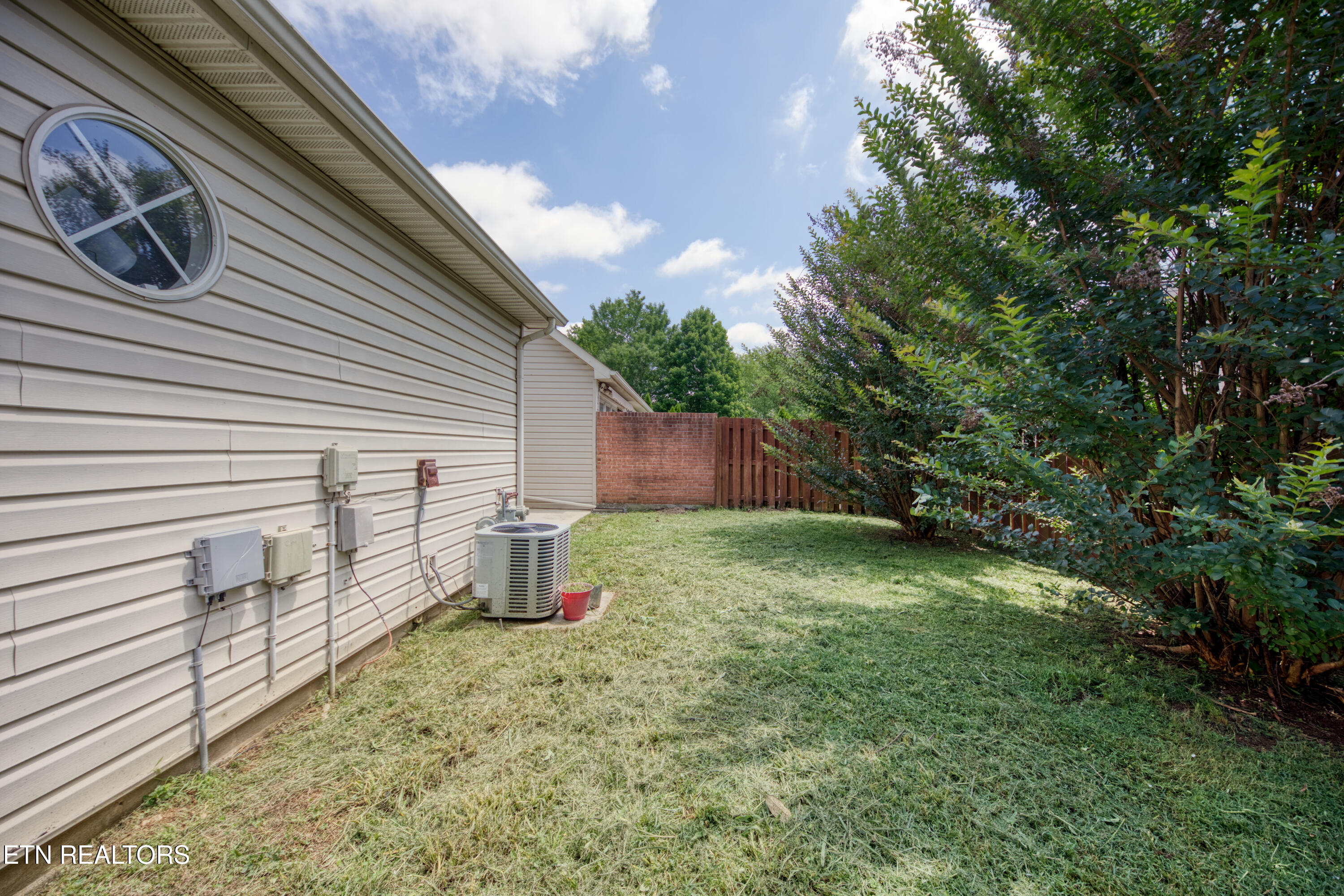 5708 Boones Creek Lane Knoxville TN 37912