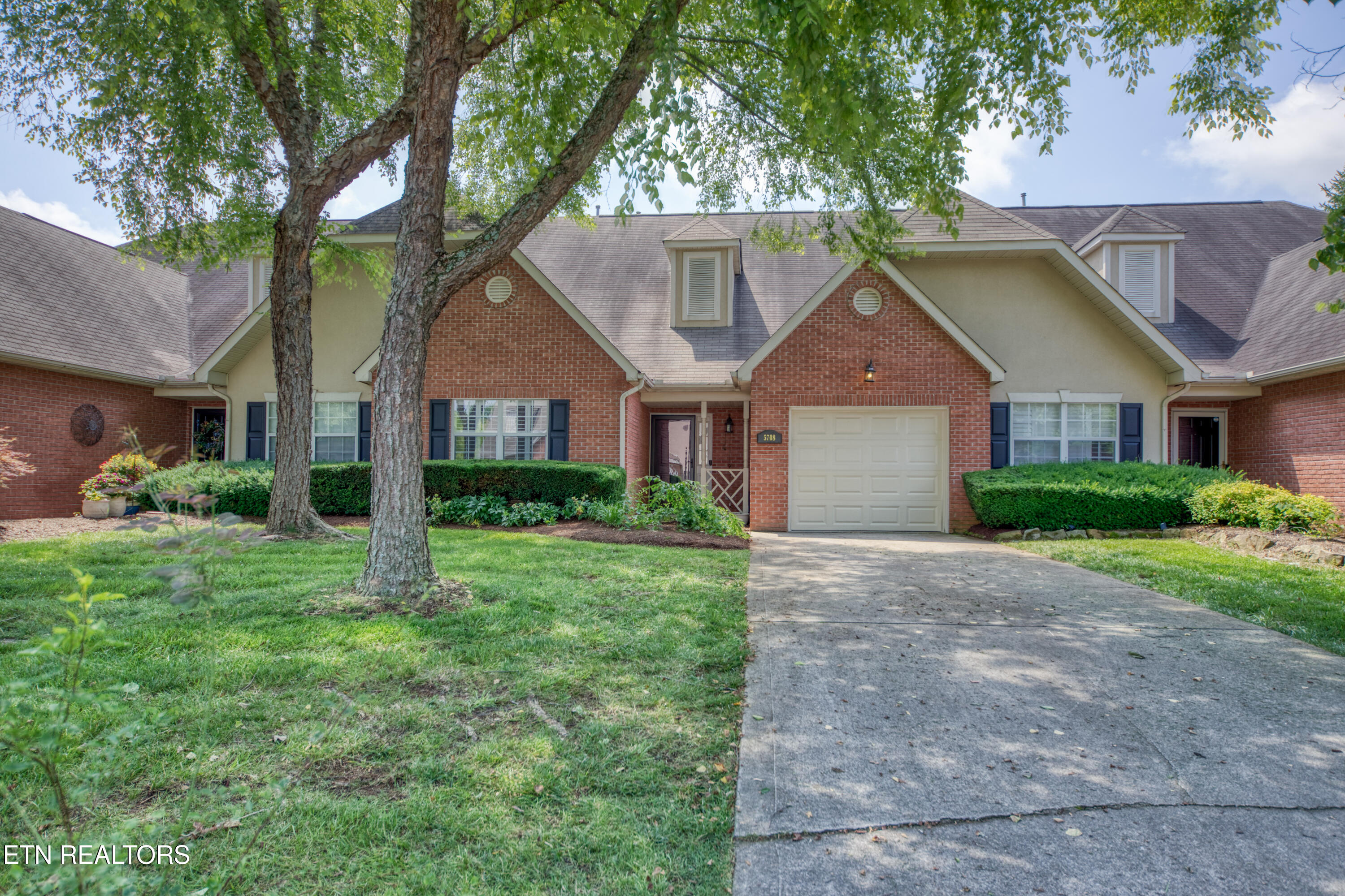 5708 Boones Creek Lane Knoxville TN 37912