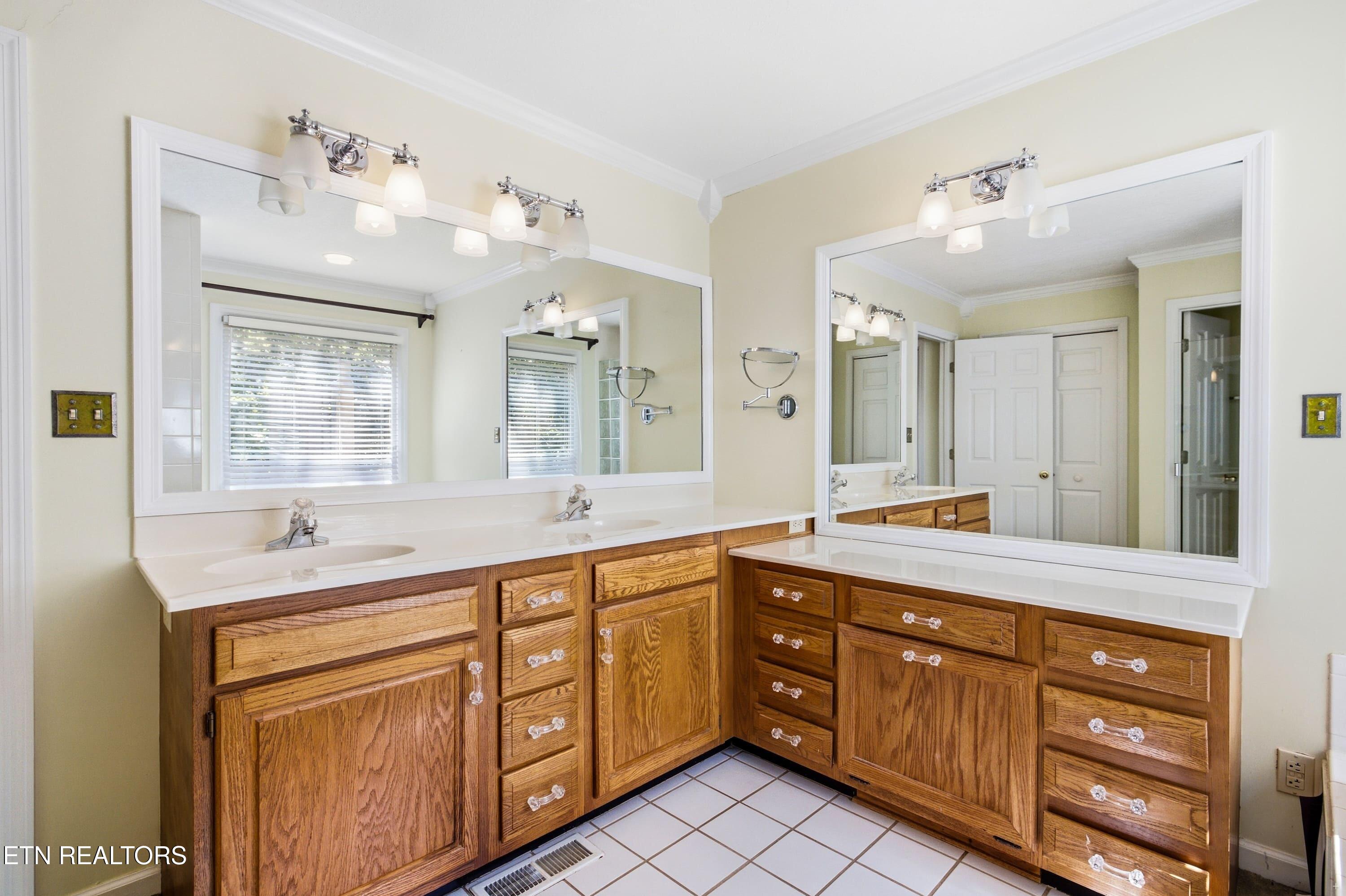 8006 Thistle Lane Knoxville TN 37919