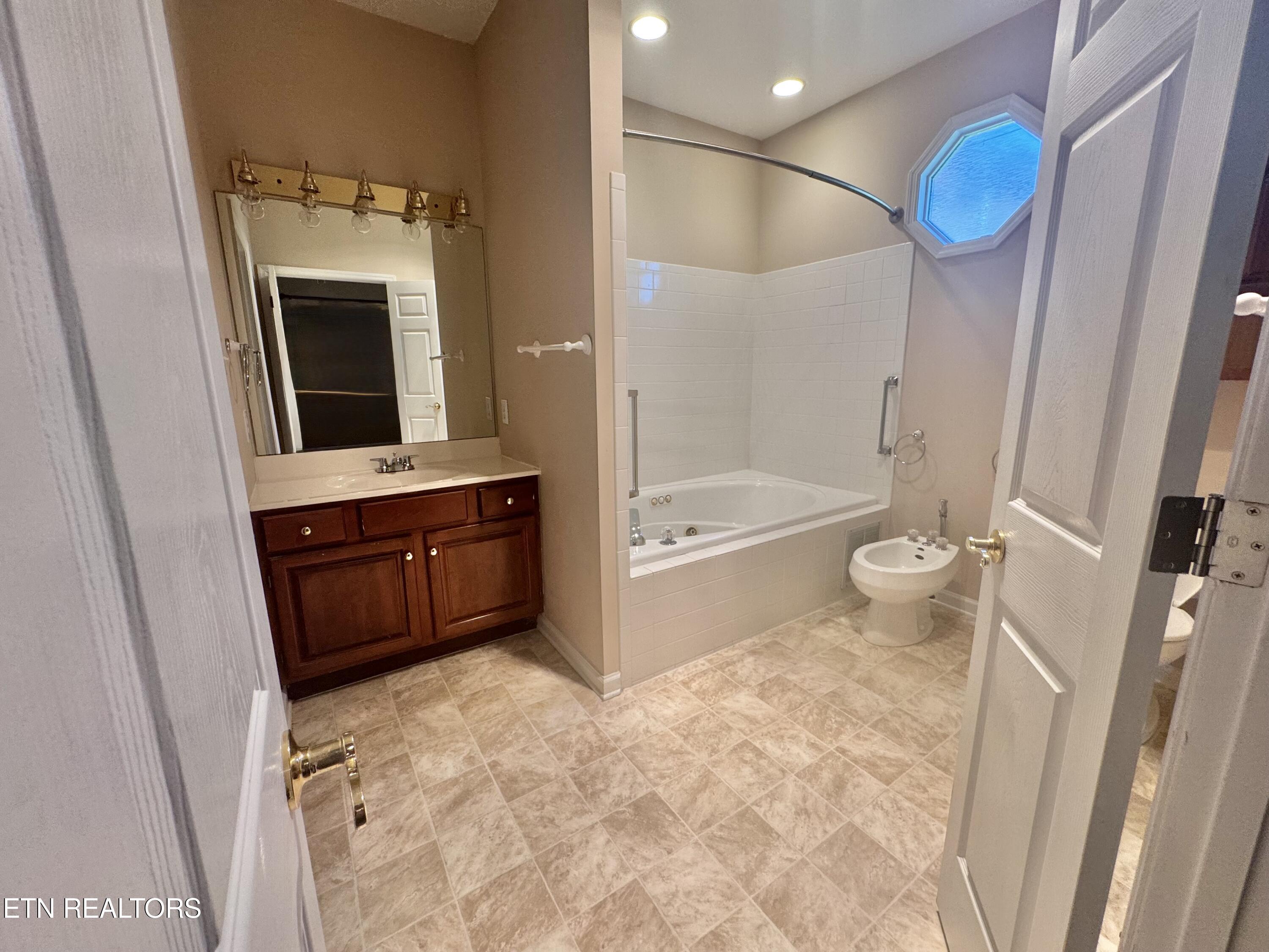 847 Sterchi Park Way Knoxville TN 37912
