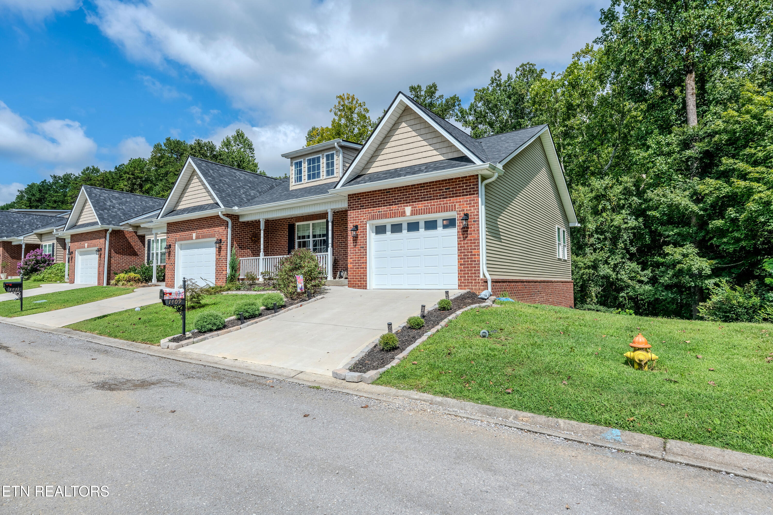 1409 Hazelgreen Way Knoxville TN 37912