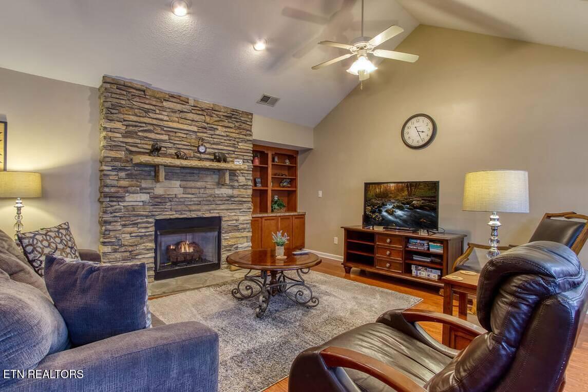 332 Meriwether Way Pigeon Forge TN 37863