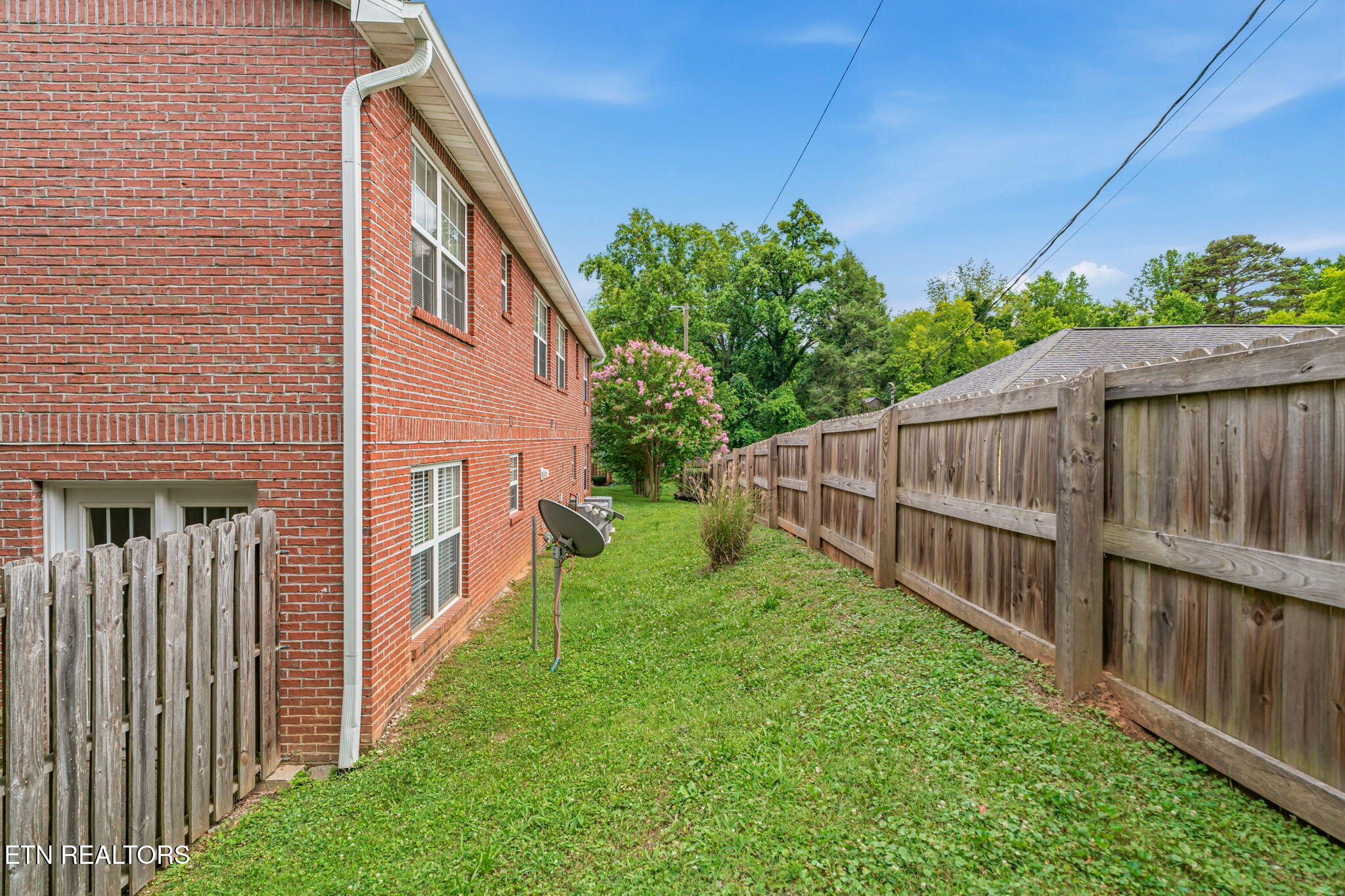 6813 Spring Glen Way Knoxville TN 37919