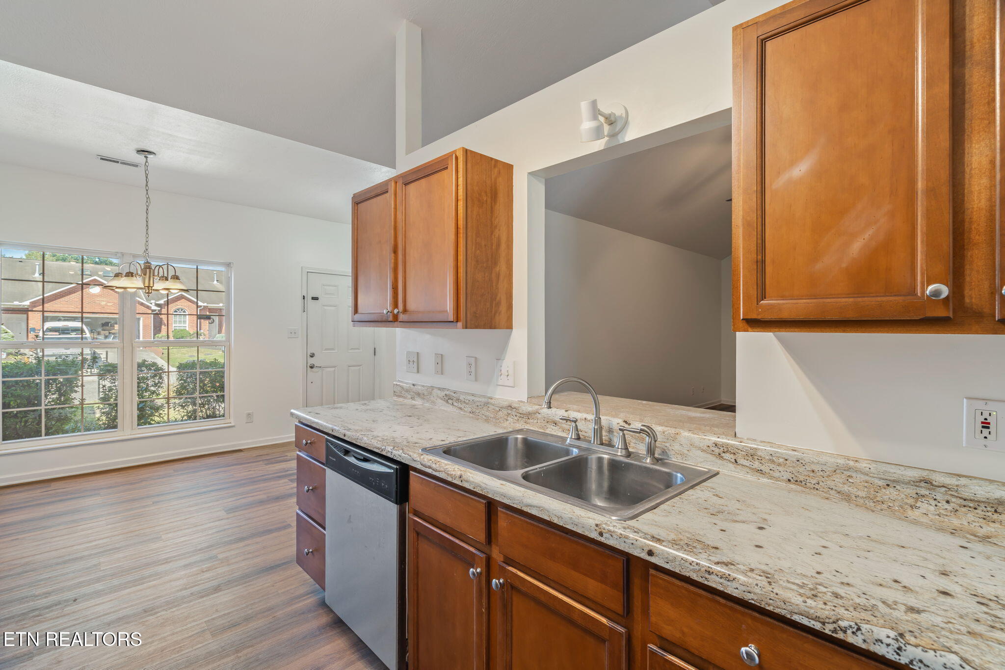 7400 Long Shot Lane Knoxville TN 37918