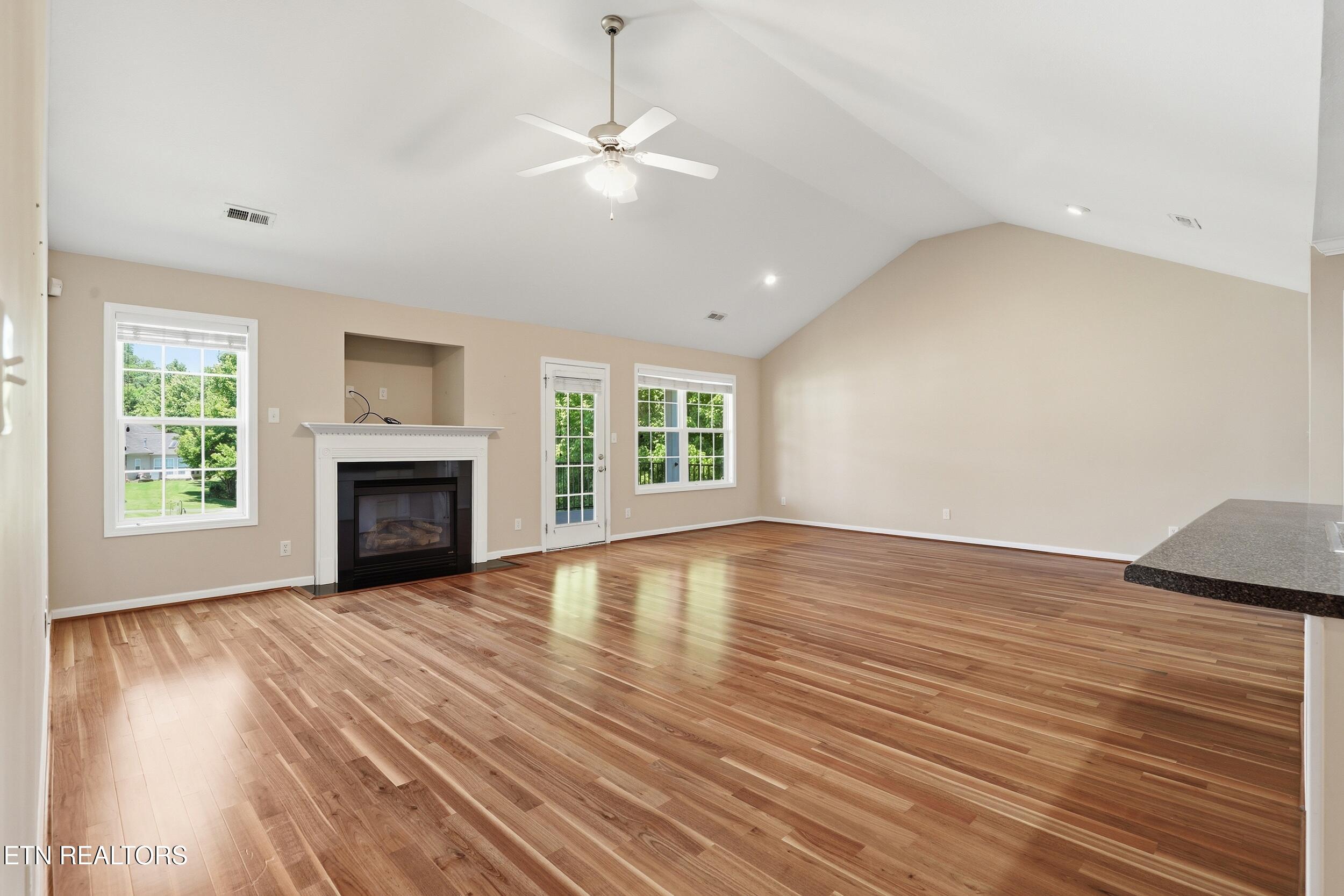 4609 Oak Meadow Way Knoxville TN 37918