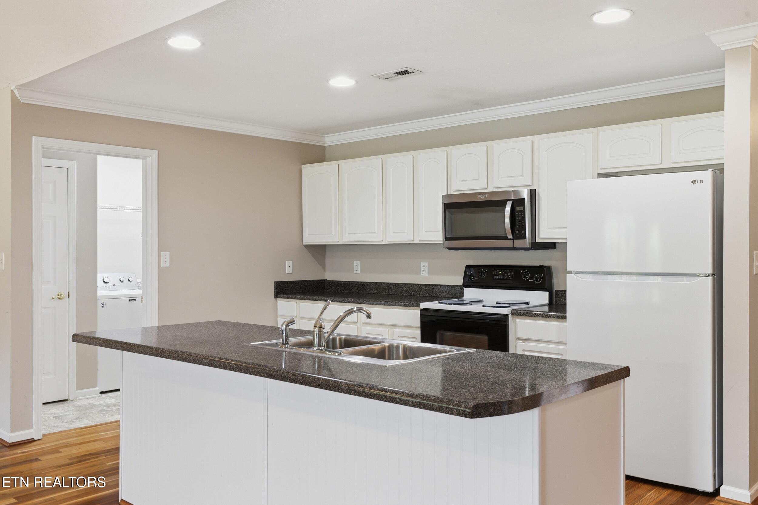 4609 Oak Meadow Way Knoxville TN 37918
