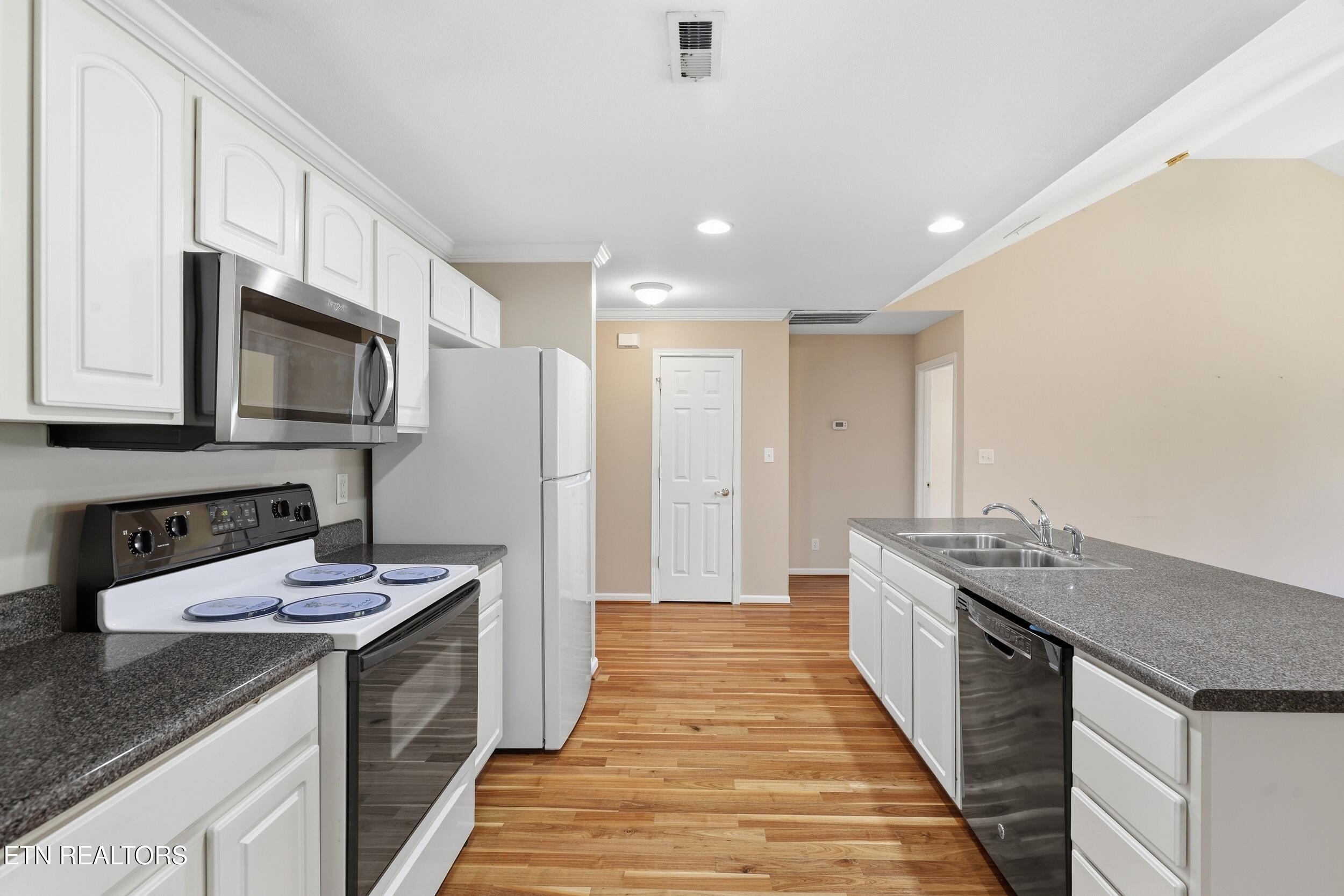 4609 Oak Meadow Way Knoxville TN 37918