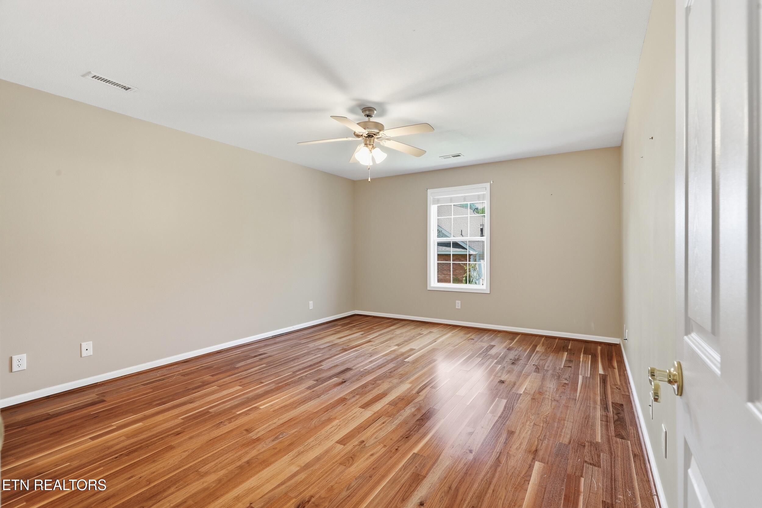 4609 Oak Meadow Way Knoxville TN 37918