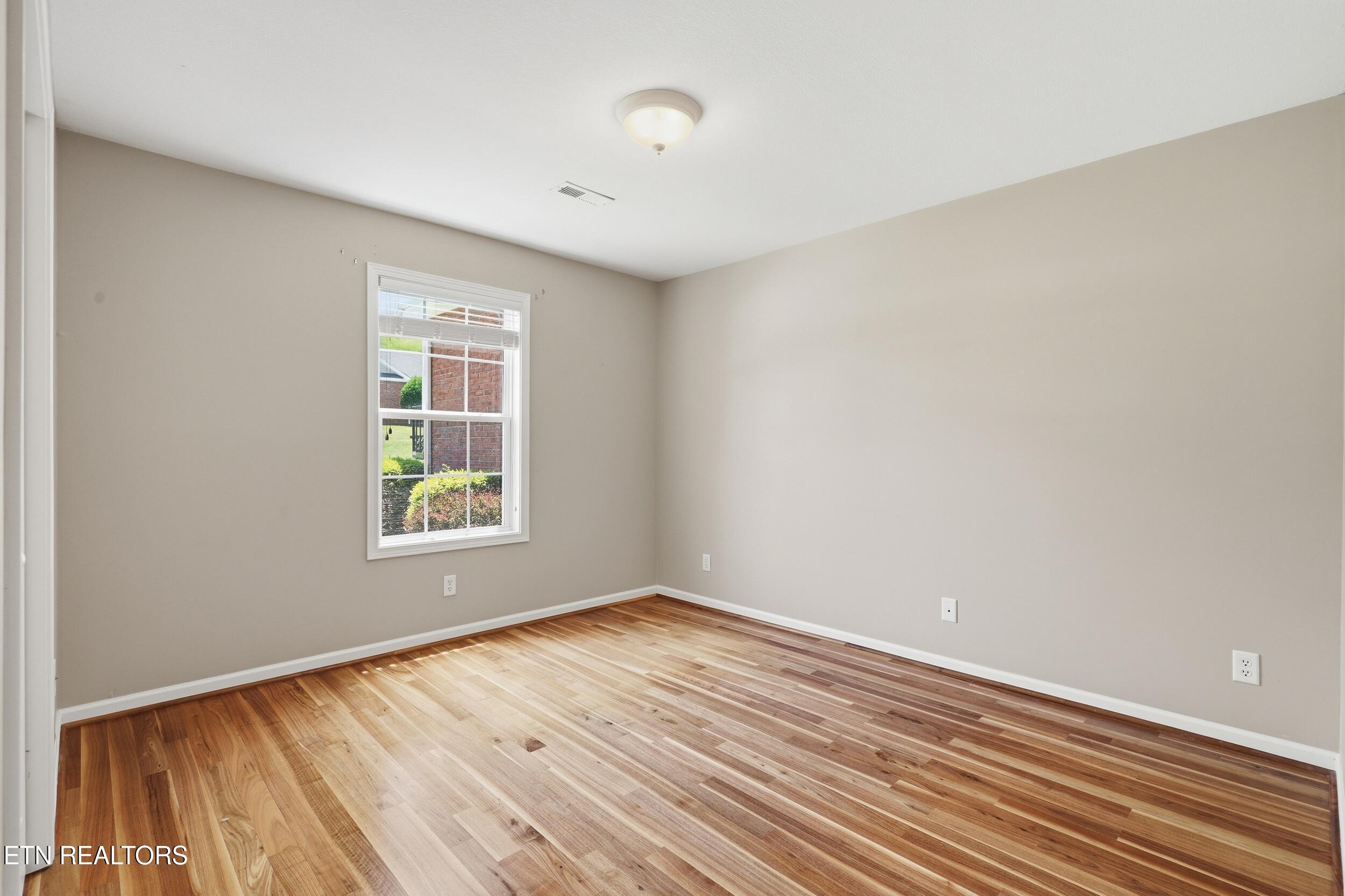 4609 Oak Meadow Way Knoxville TN 37918