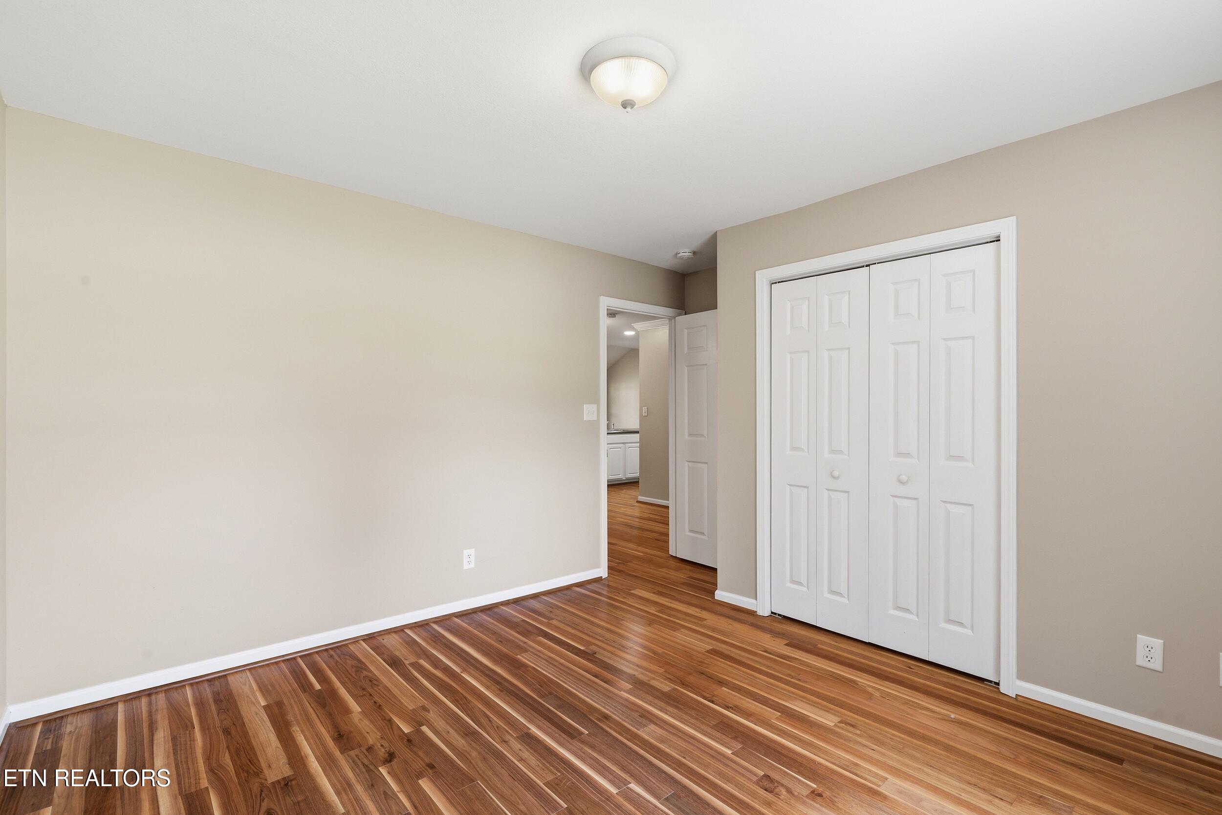 4609 Oak Meadow Way Knoxville TN 37918