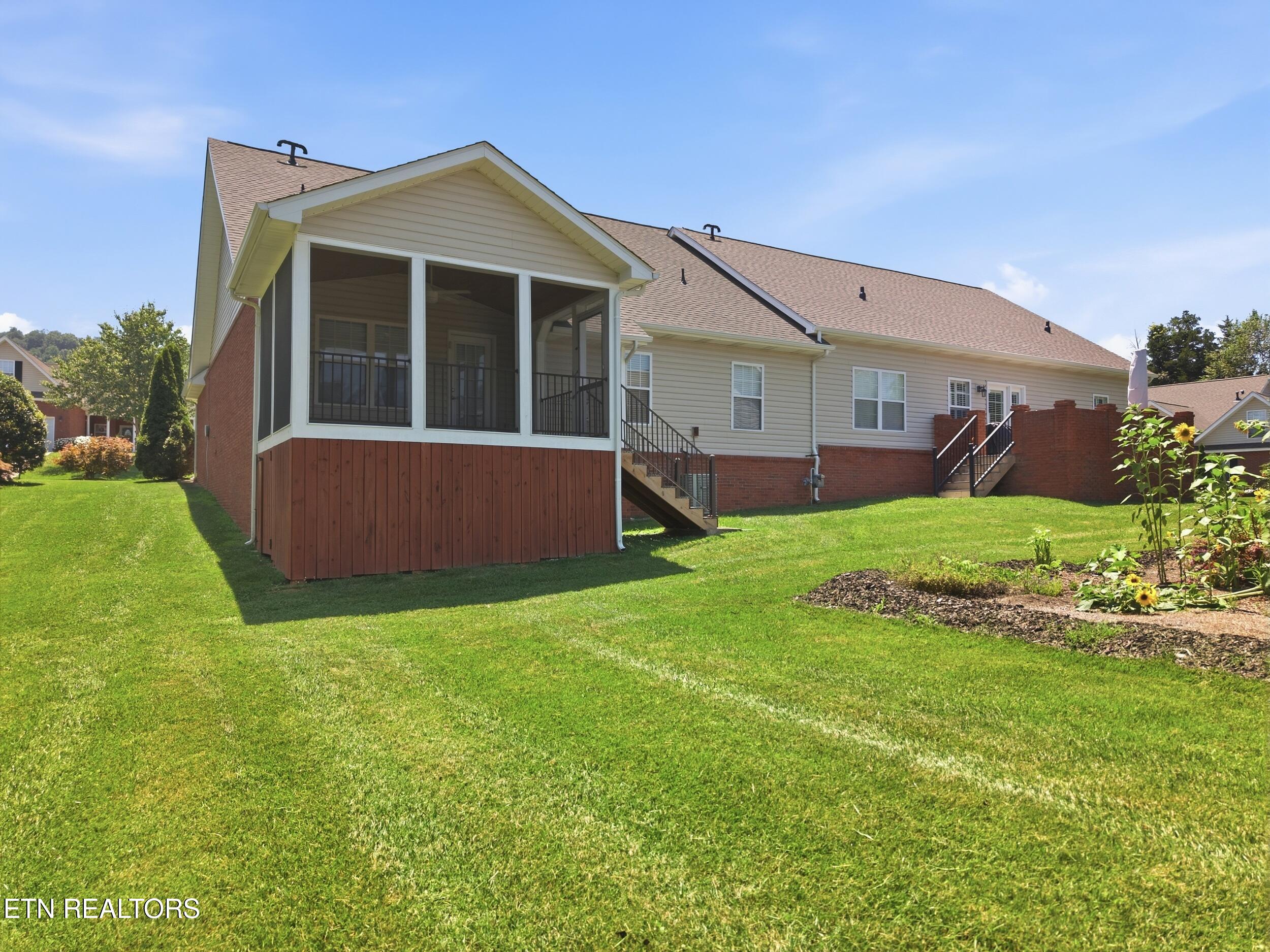 4609 Oak Meadow Way Knoxville TN 37918