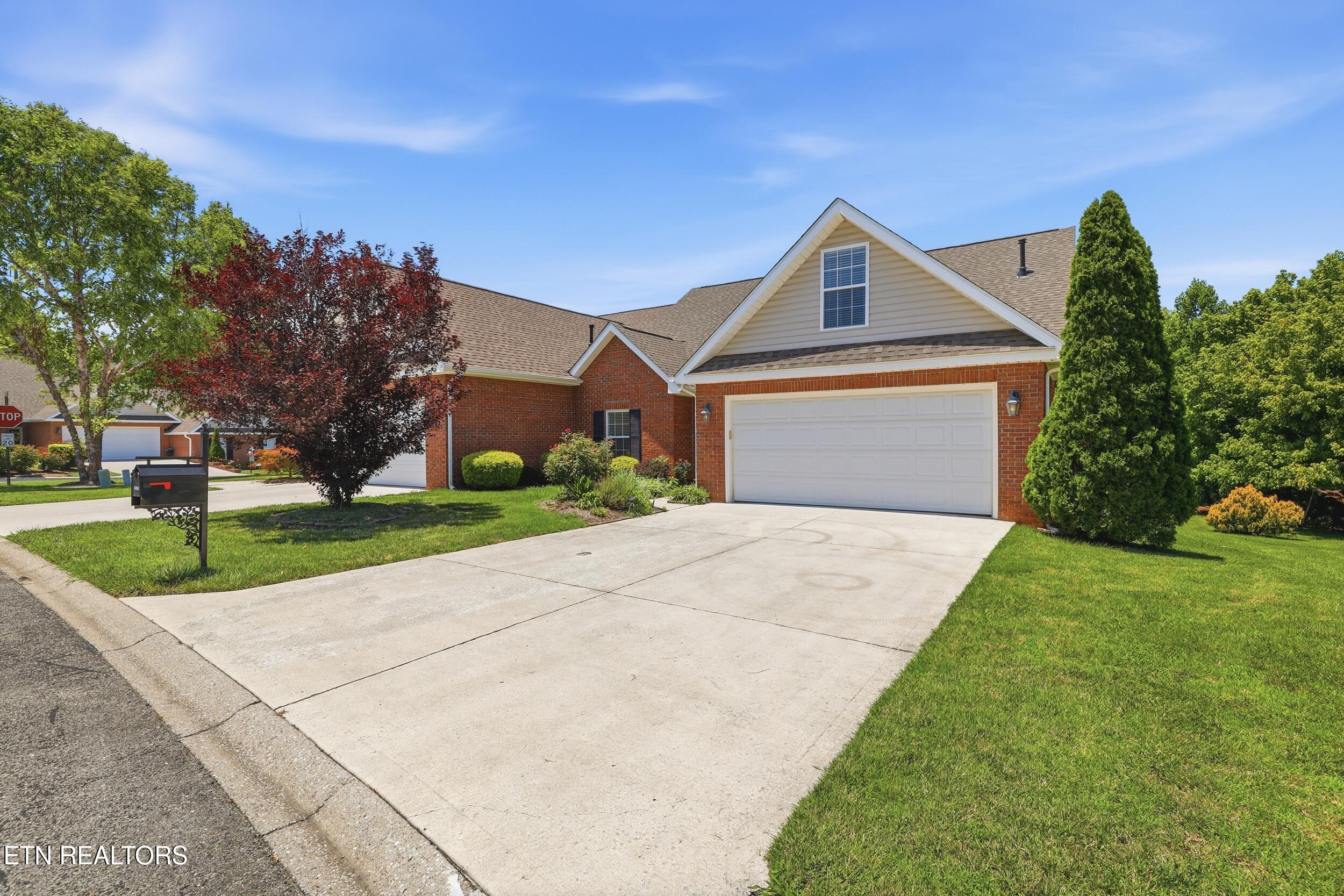 4609 Oak Meadow Way Knoxville TN 37918