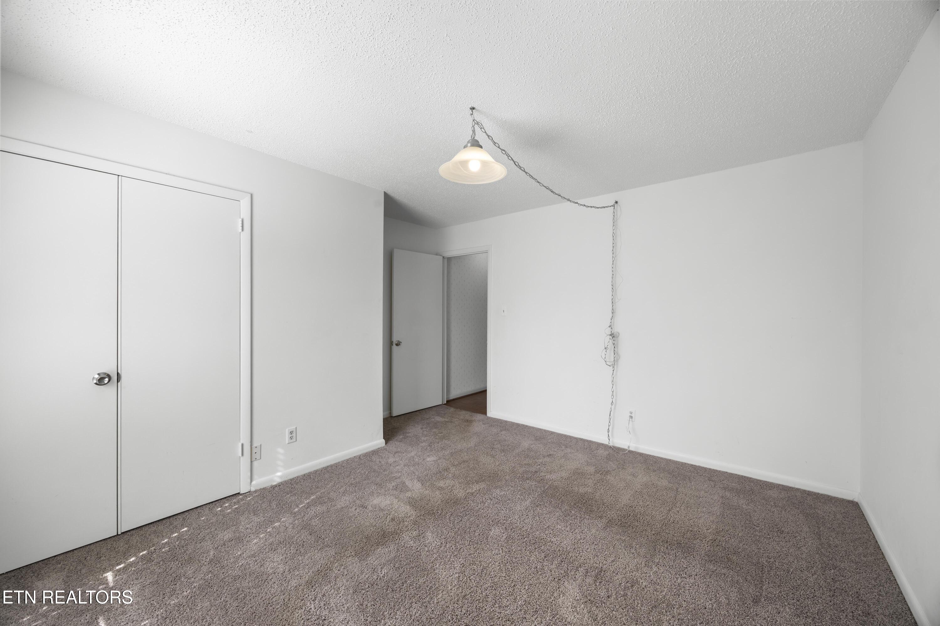 7914 Gleason Drive Knoxville TN 37919