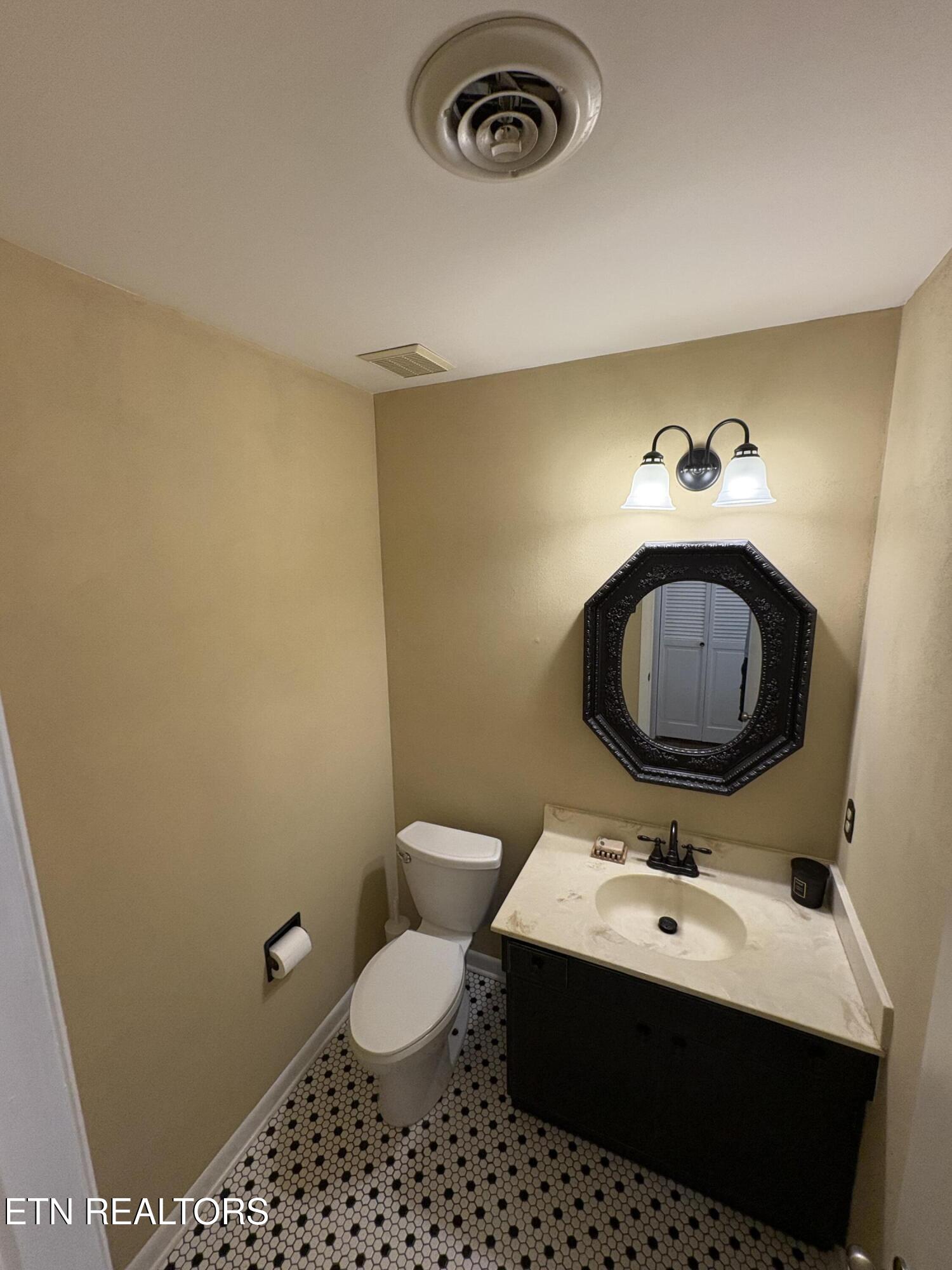 7914 Gleason Knoxville TN 37919