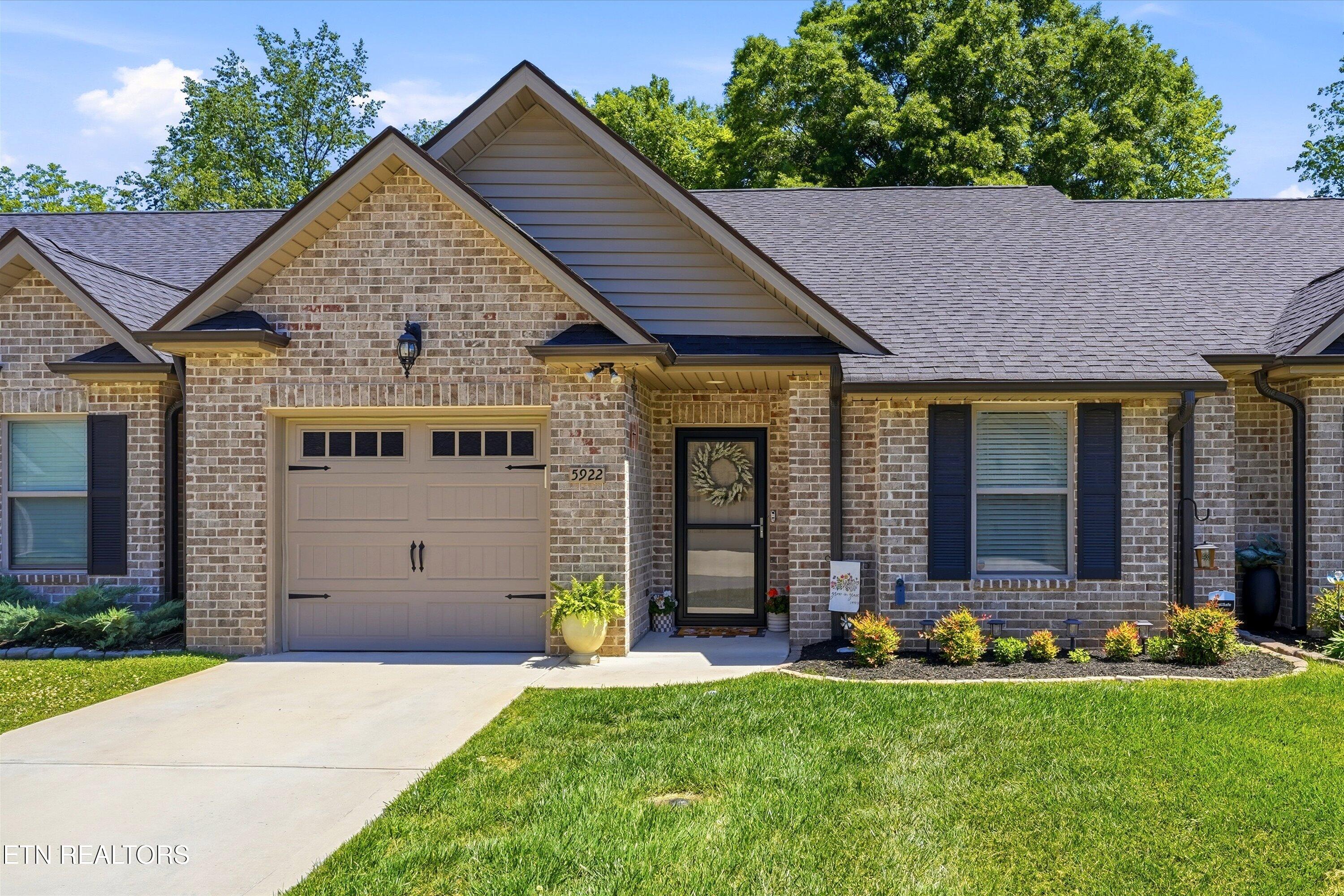 5922 Knox Hill Way Knoxville TN 37912