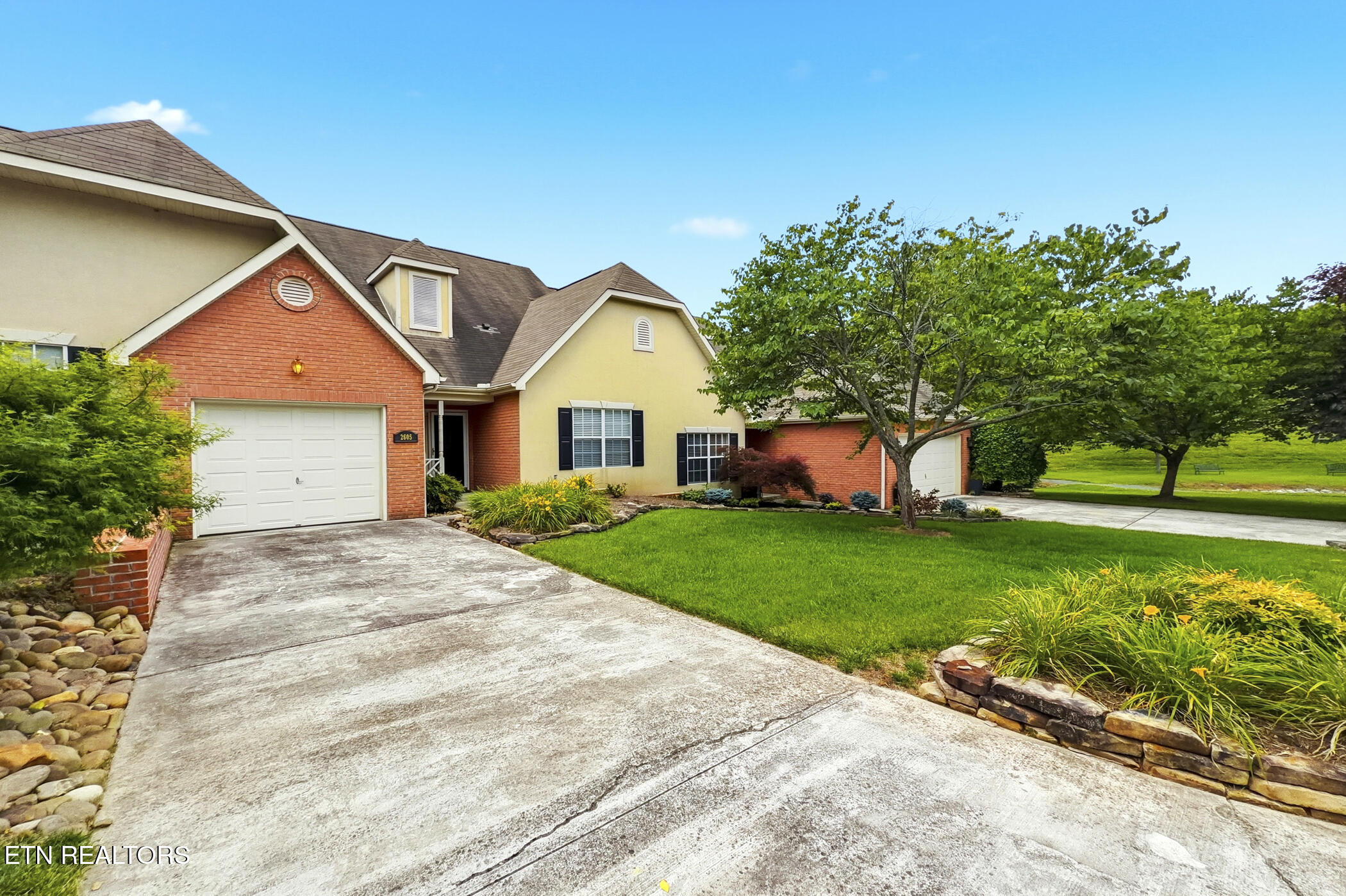 2605 Knob Creek Lane Knoxville TN 37912