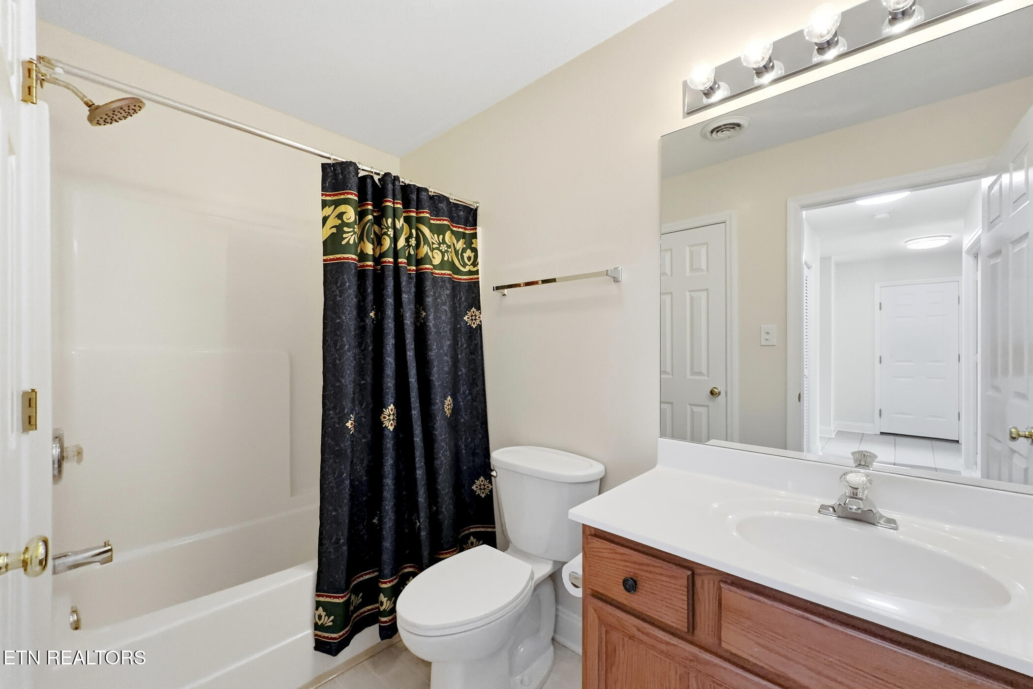 2605 Knob Creek Lane Knoxville TN 37912