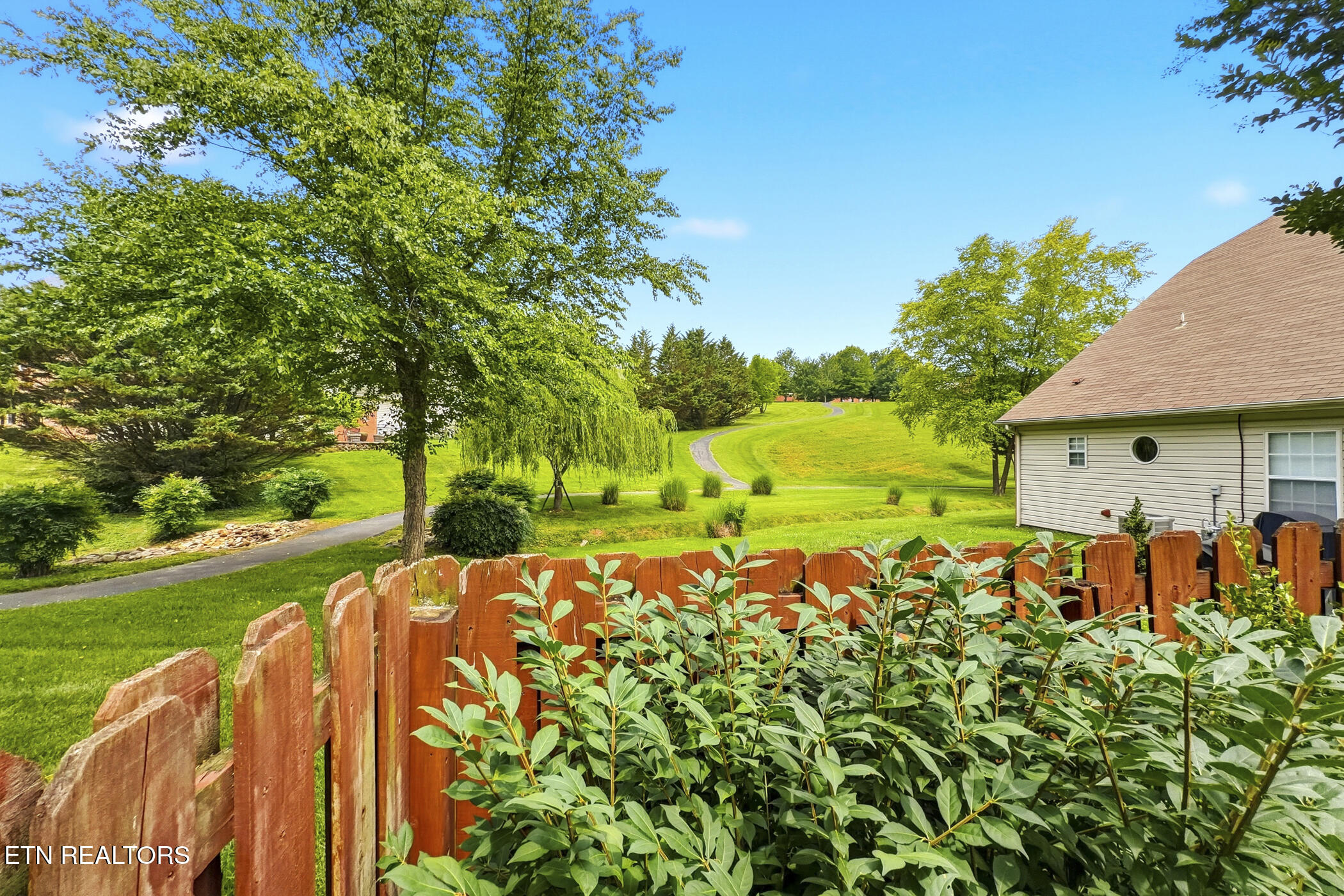 2605 Knob Creek Lane Knoxville TN 37912