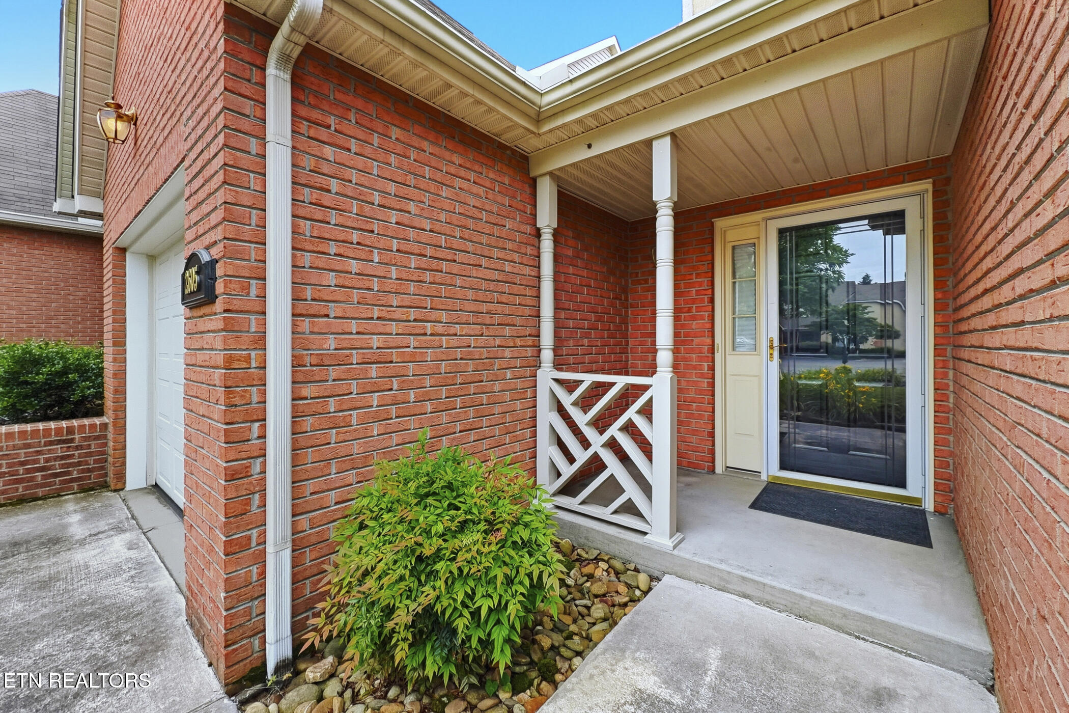 2605 Knob Creek Lane Knoxville TN 37912