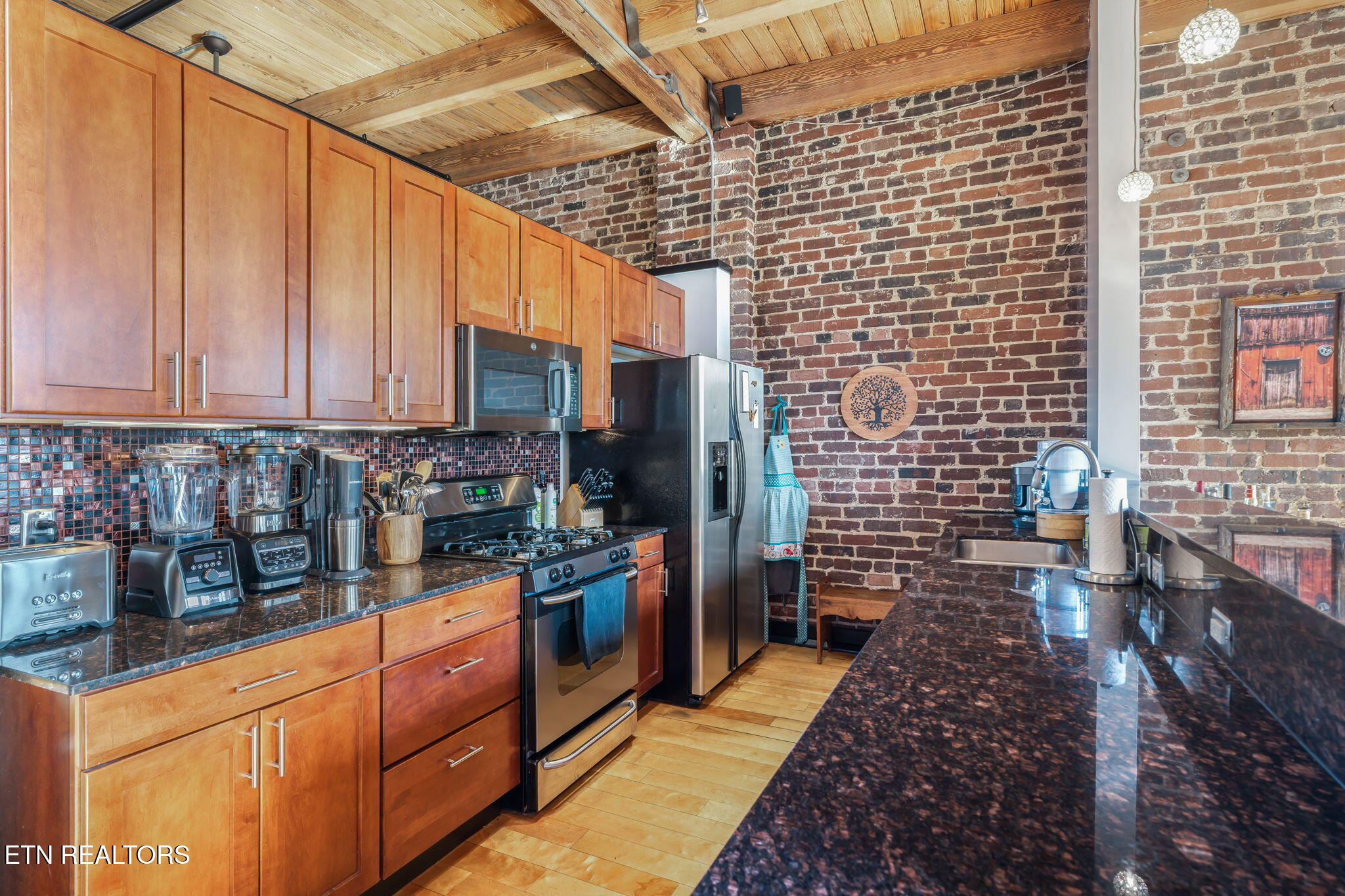 220 W Jackson Avenue Knoxville TN 37902