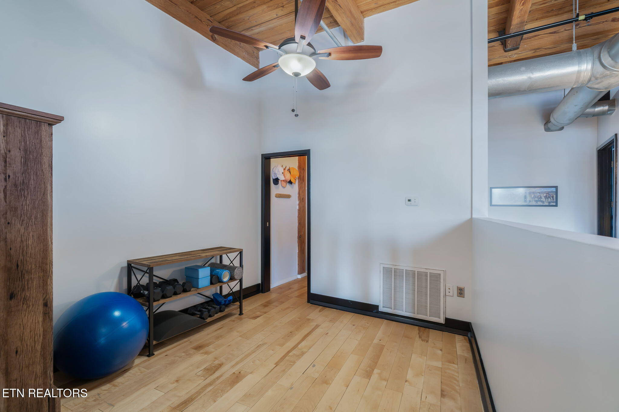 220 W Jackson Avenue Knoxville TN 37902