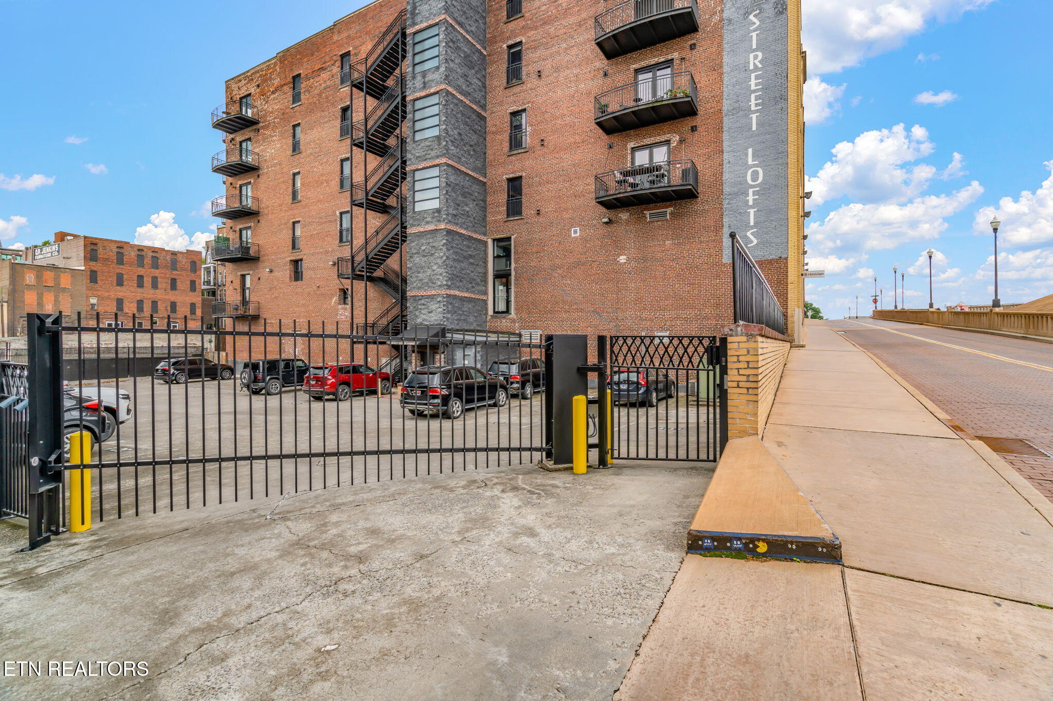220 W Jackson Avenue Knoxville TN 37902