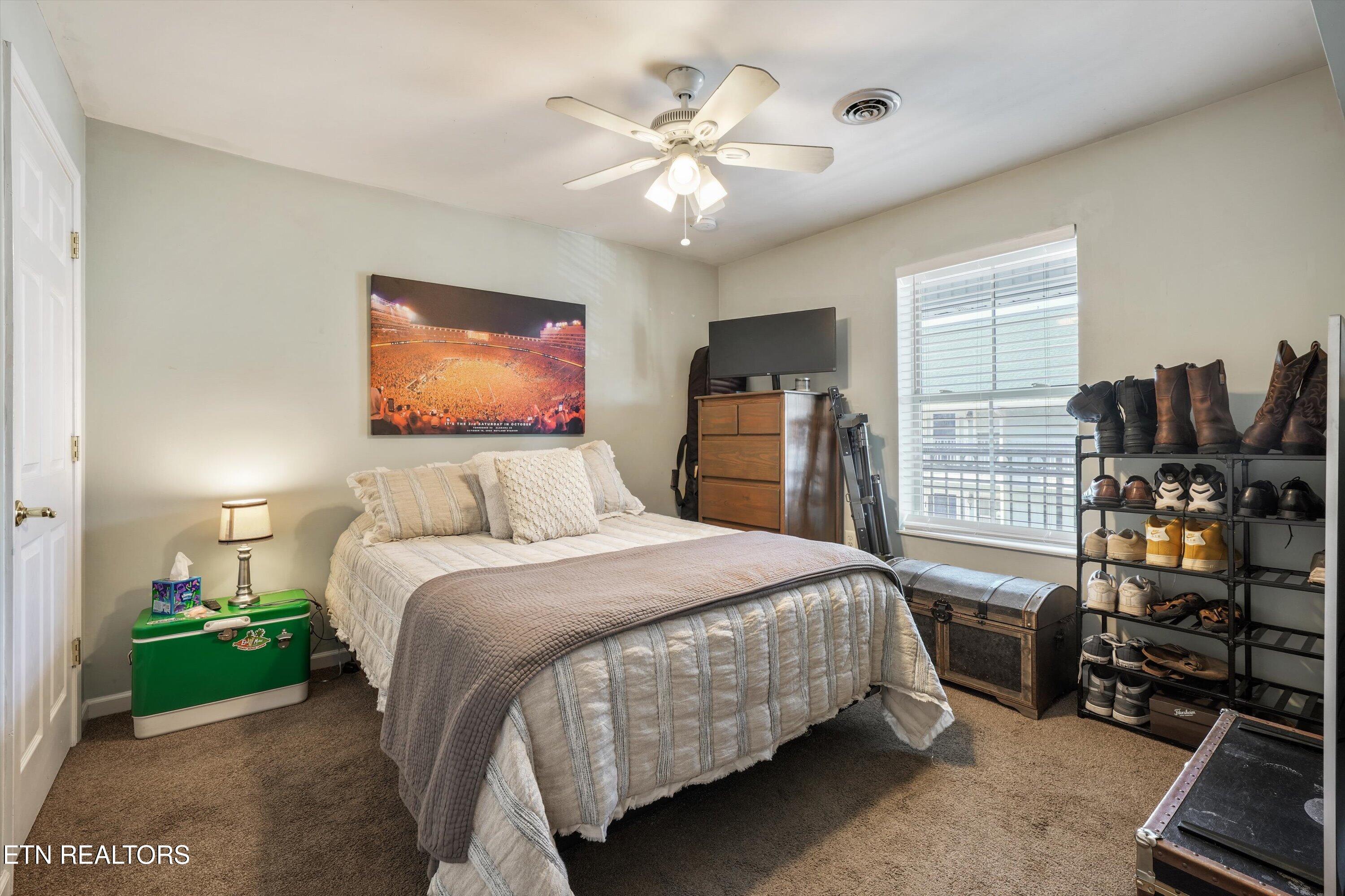 1628 Queen Anne Way Knoxville TN 37916