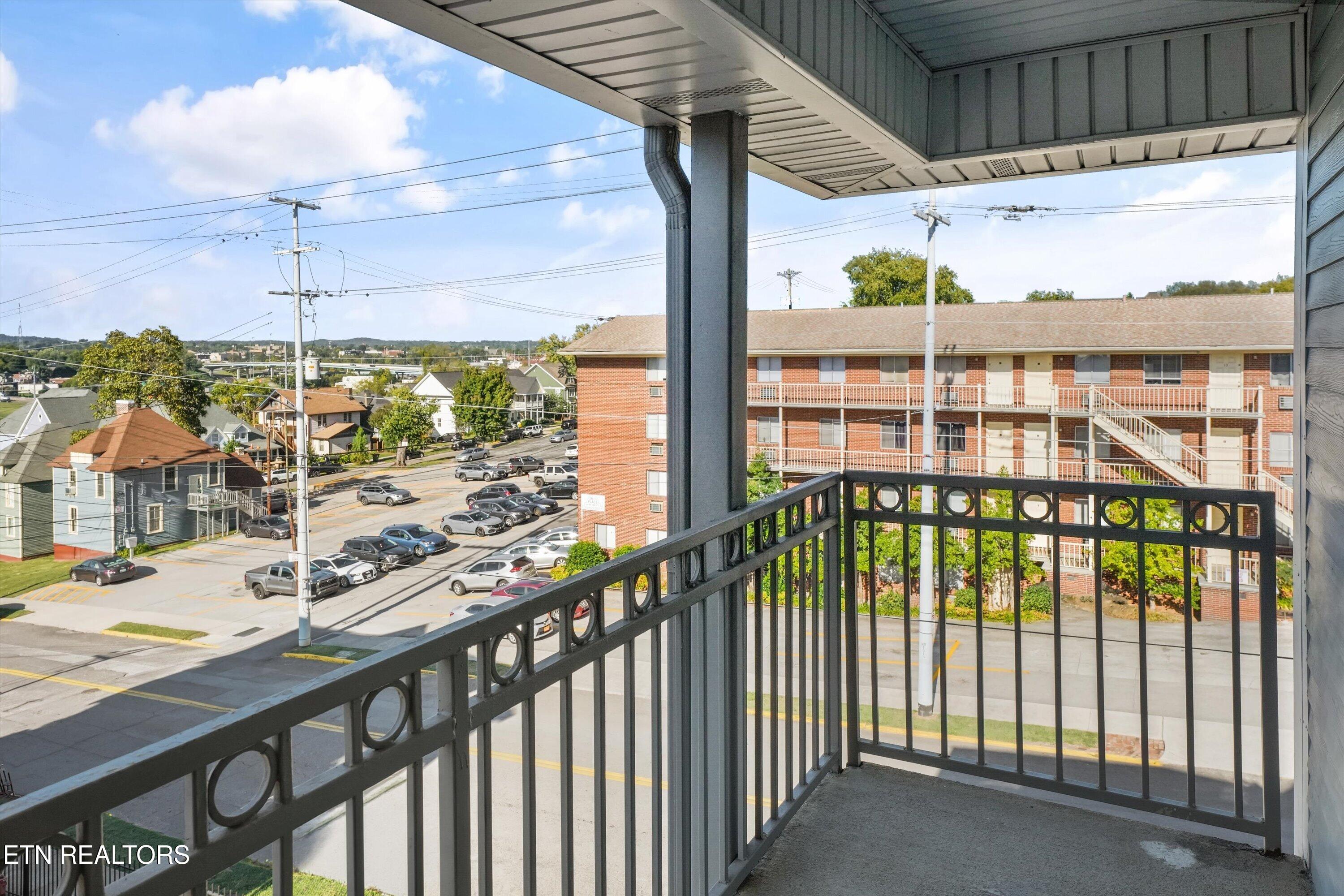 1628 Queen Anne Way Knoxville TN 37916