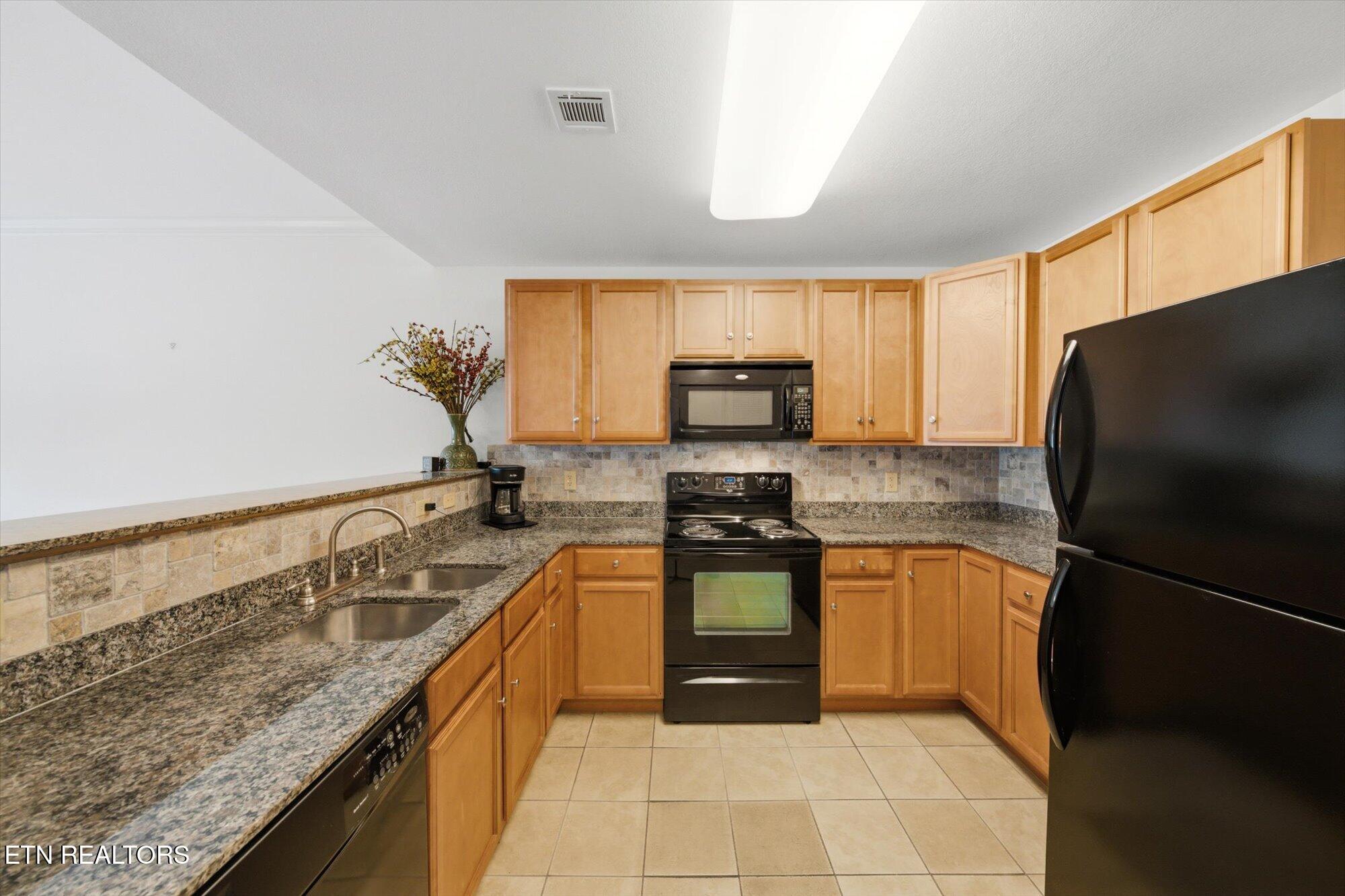 124 Plaza Drive Pigeon Forge TN 37863