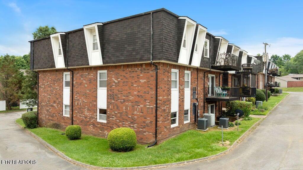 1625 Woodrow Drive Knoxville TN 37918
