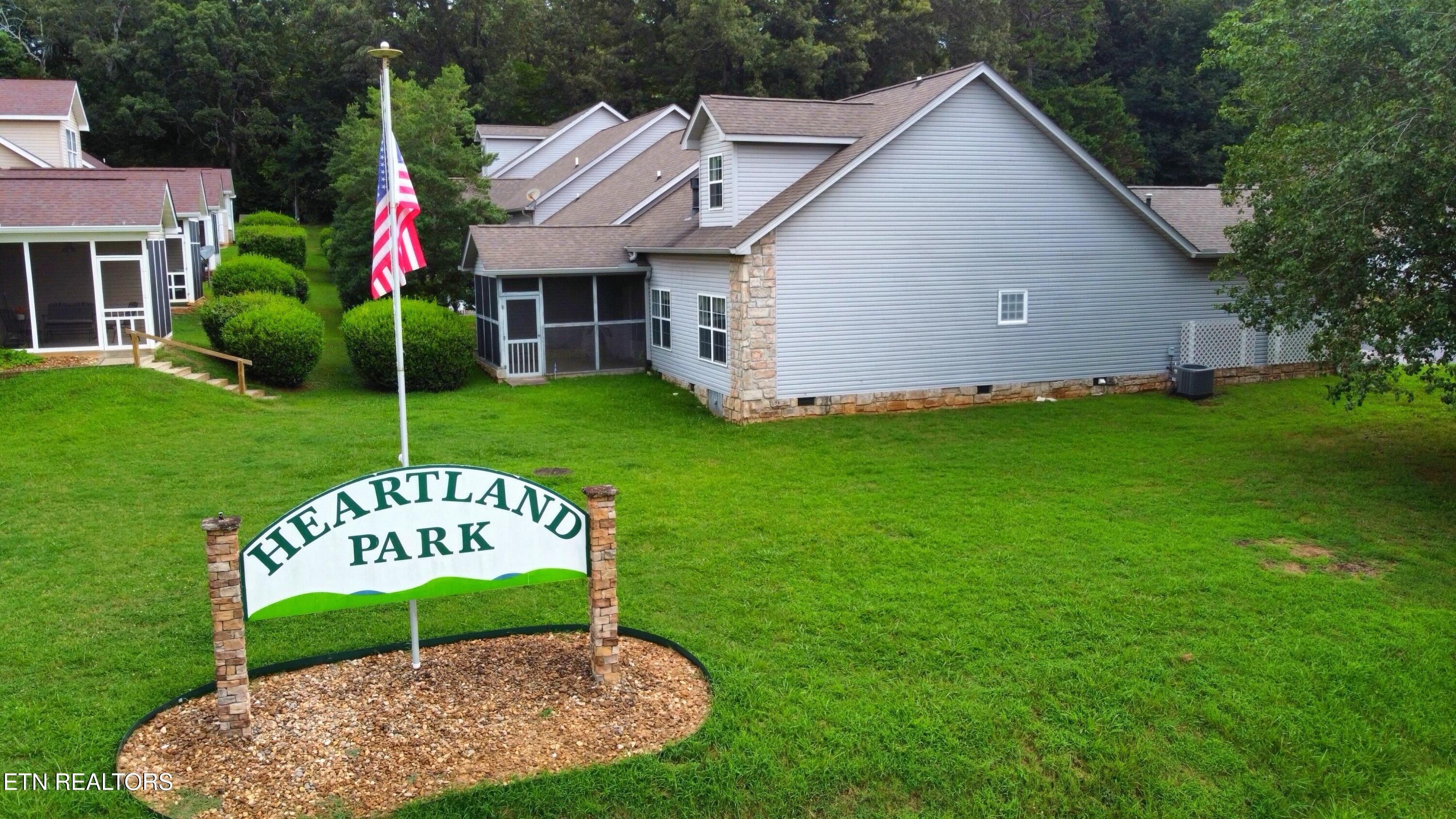 101 Pear Tree Lane Loudon TN 37774