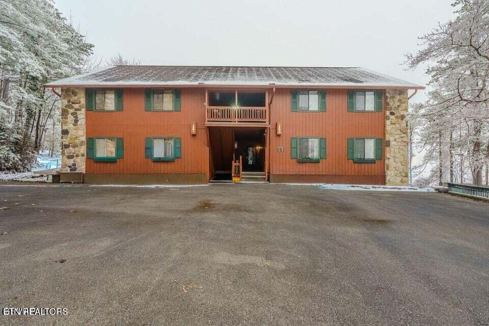429 Deer Path Lane Gatlinburg TN 37738