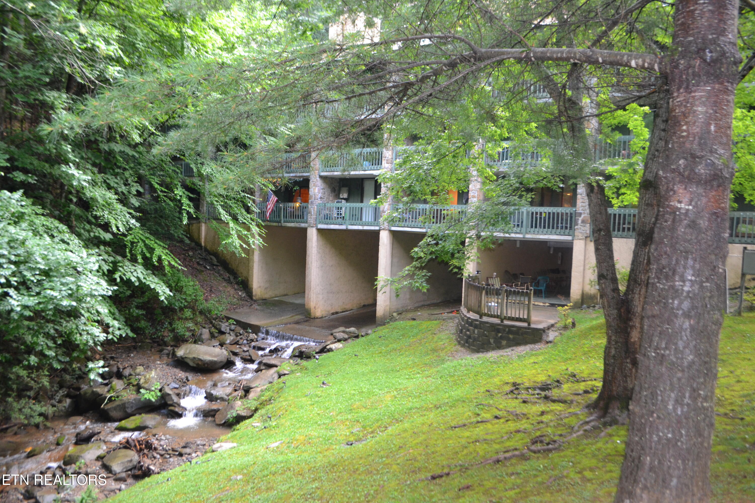 1435 Wiley Oakley Drive Gatlinburg TN 37738