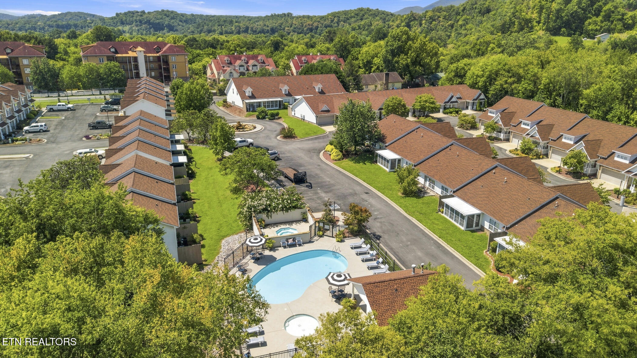 533 Orchard Valley Way Sevierville TN 37862