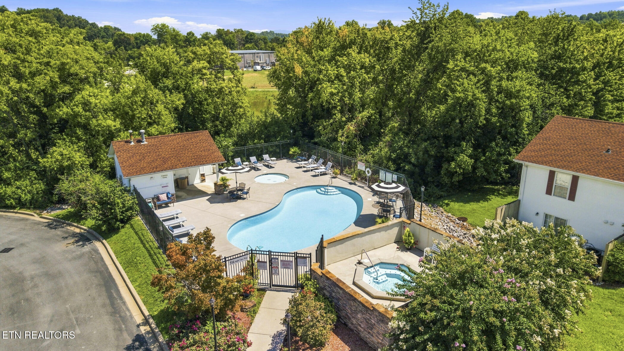 533 Orchard Valley Way Sevierville TN 37862
