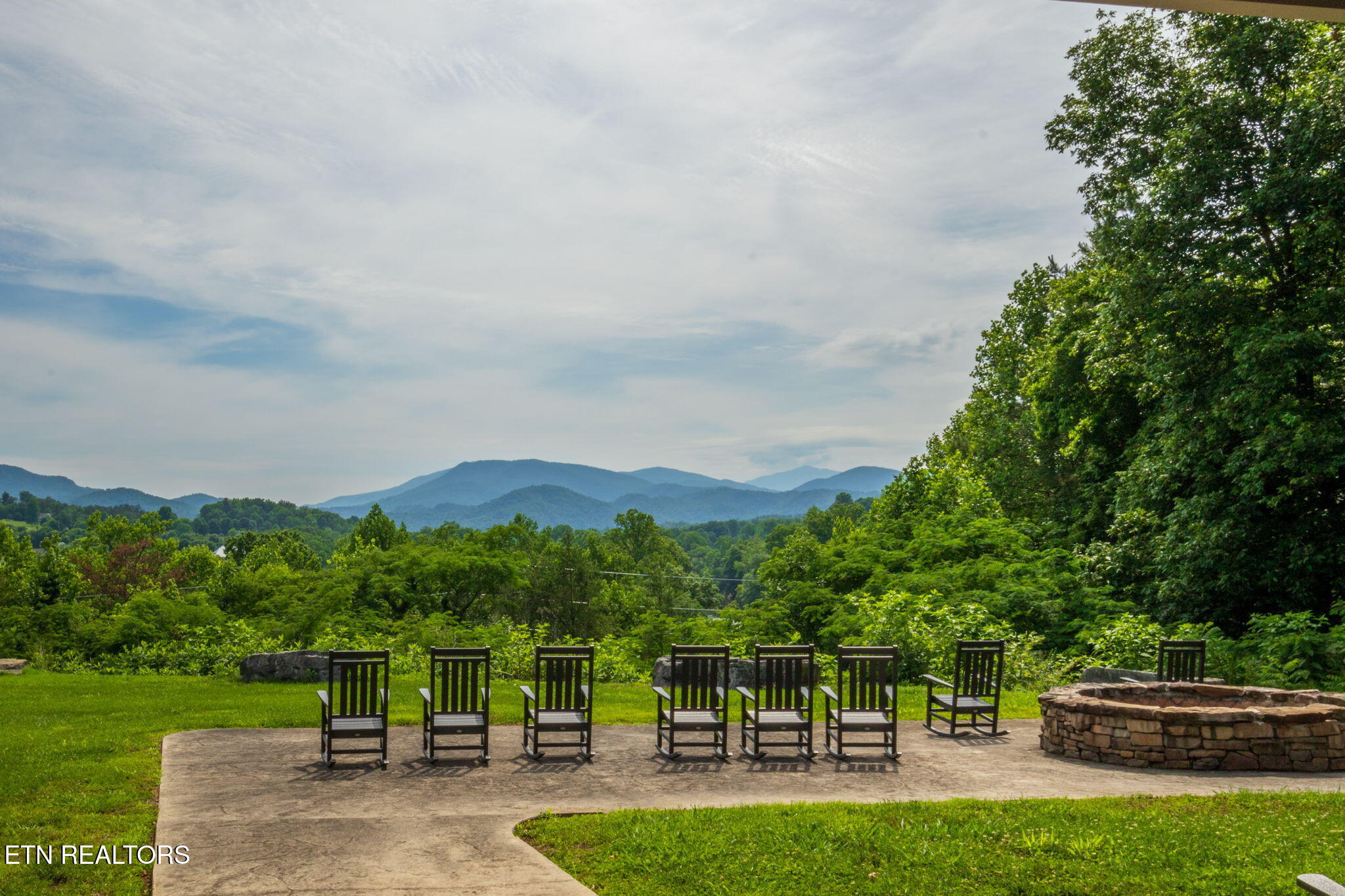 223 Bishops Cap Circle Townsend TN 37882