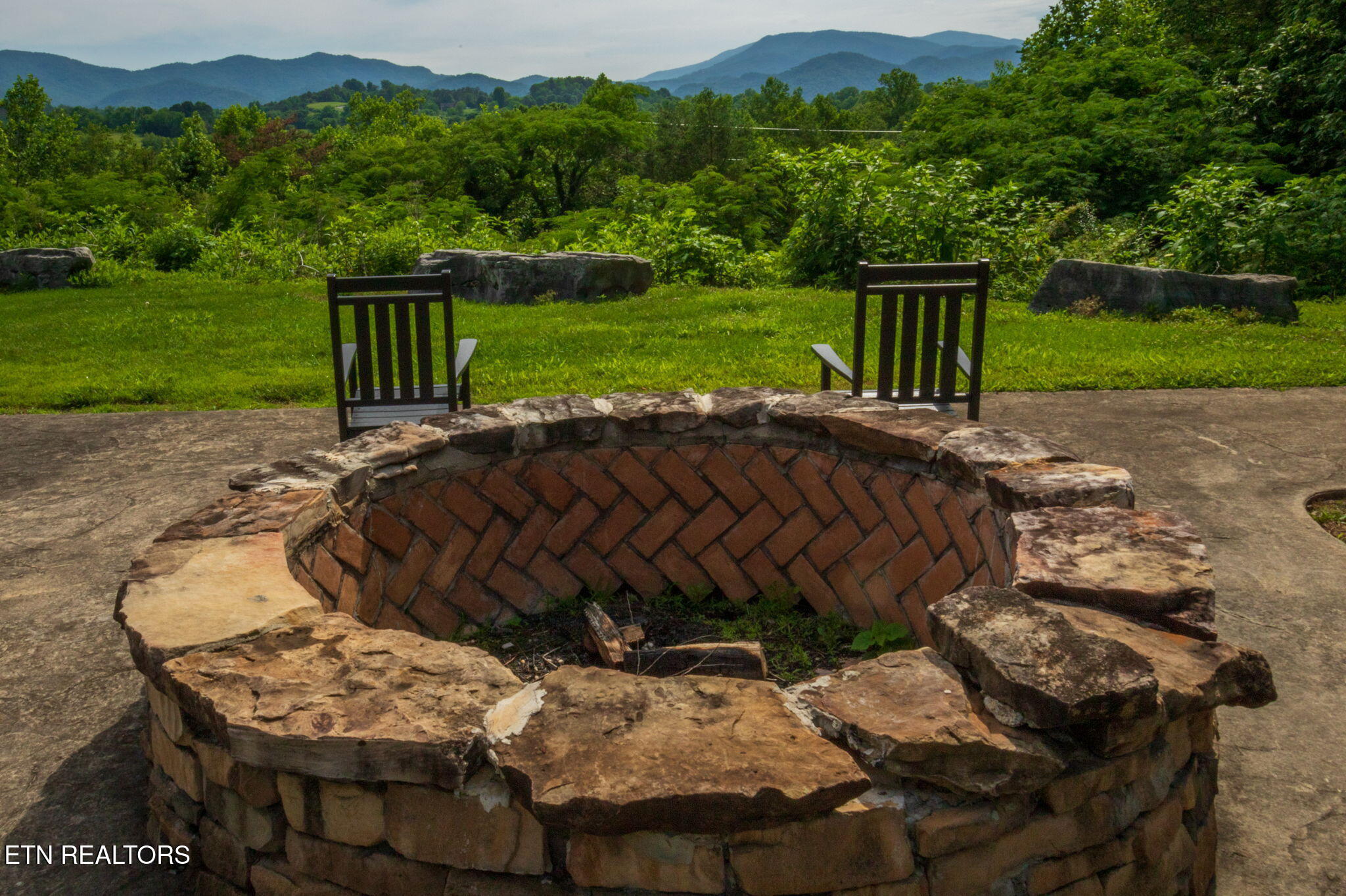 223 Bishops Cap Circle Townsend TN 37882