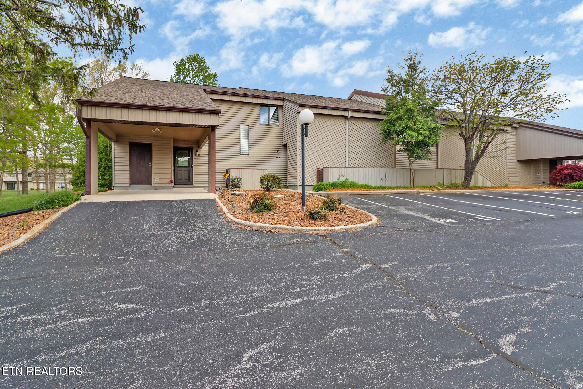 36 Lakeshore Terrace Crossville TN 38558