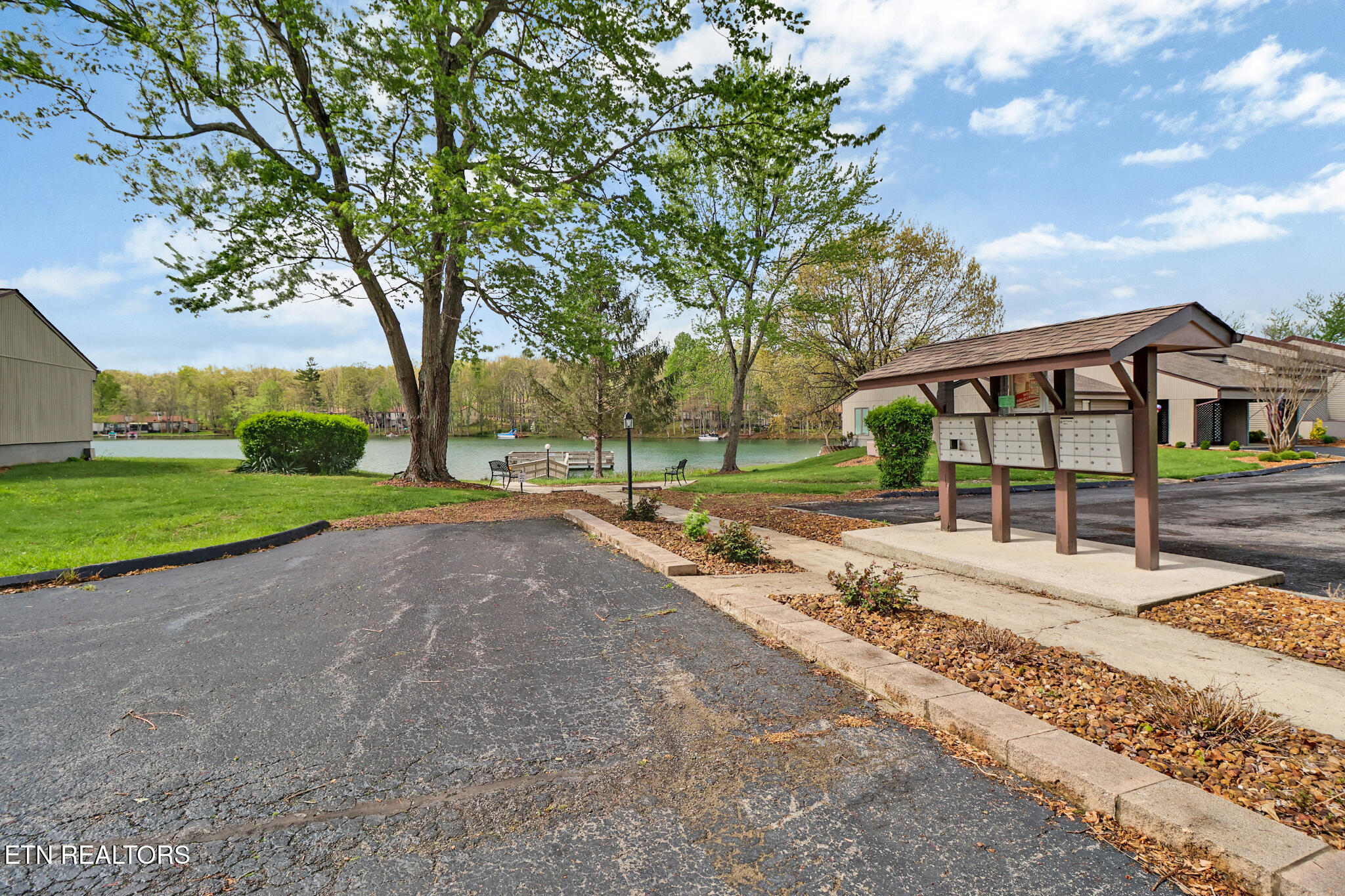 36 Lakeshore Terrace Crossville TN 38558
