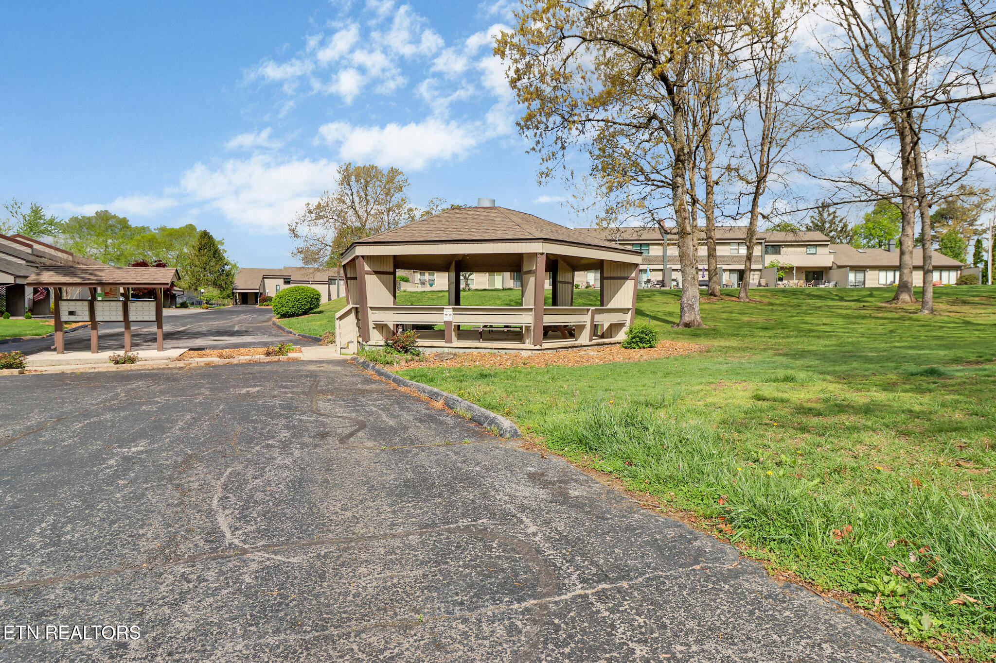 36 Lakeshore Terrace Crossville TN 38558