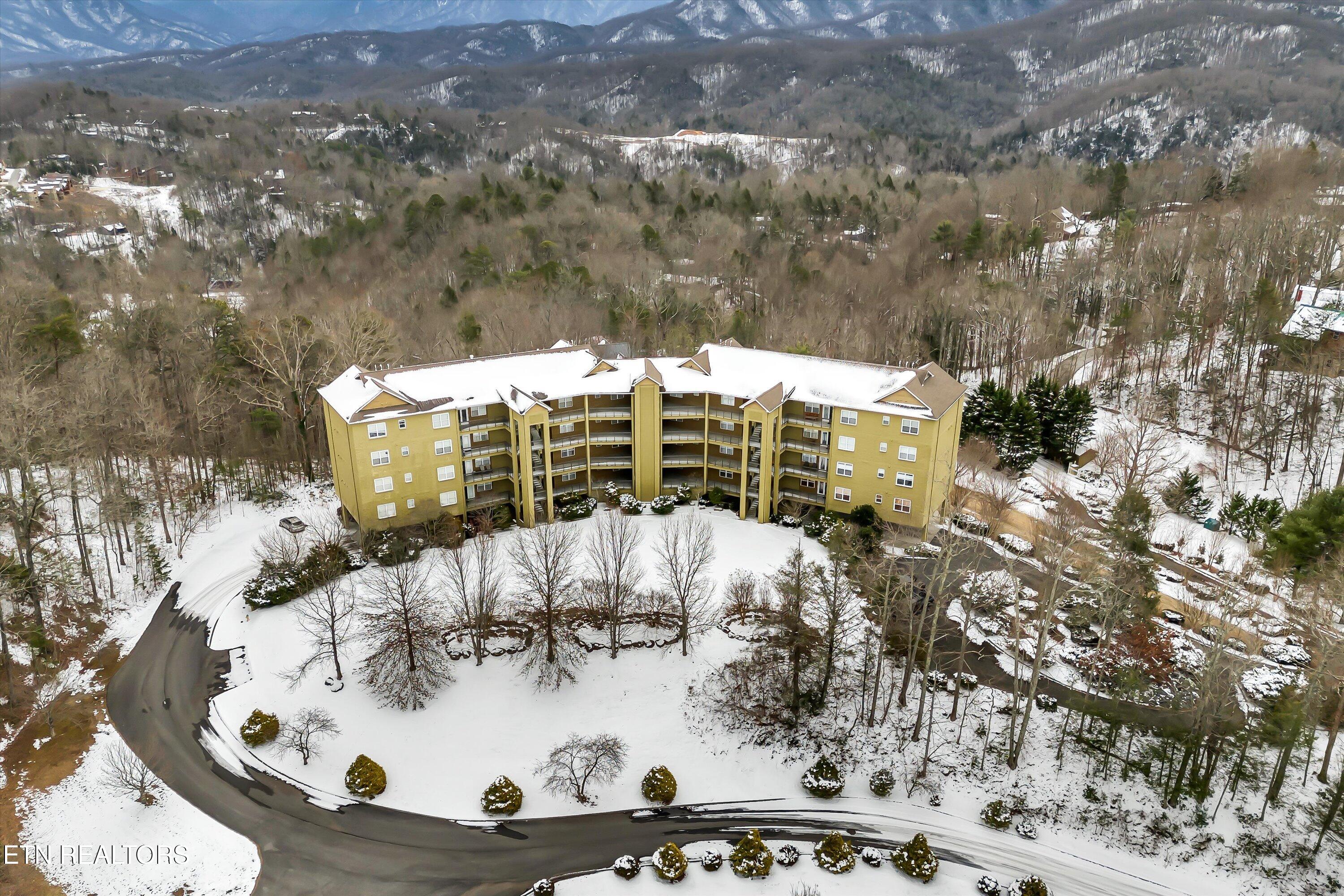338 Pinnacle View Way Gatlinburg TN 37738