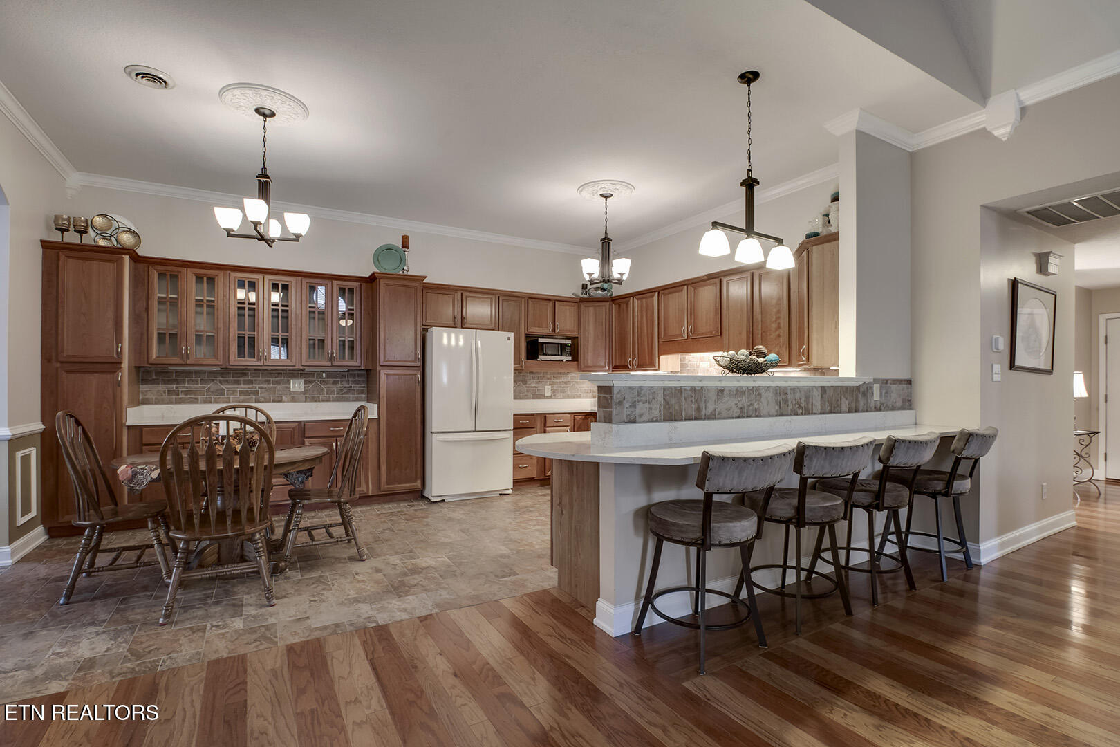 3220 Lightspring Lane Knoxville TN 37917