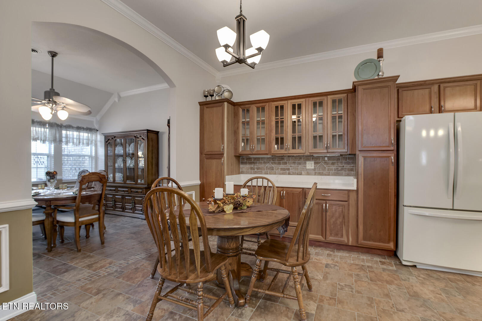 3220 Lightspring Lane Knoxville TN 37917