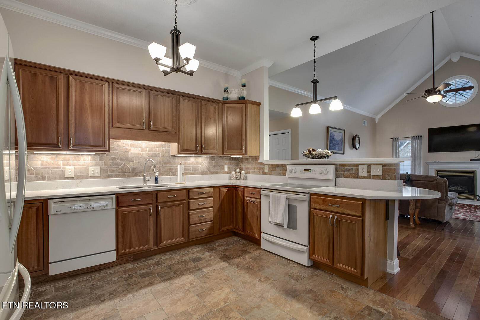 3220 Lightspring Lane Knoxville TN 37917